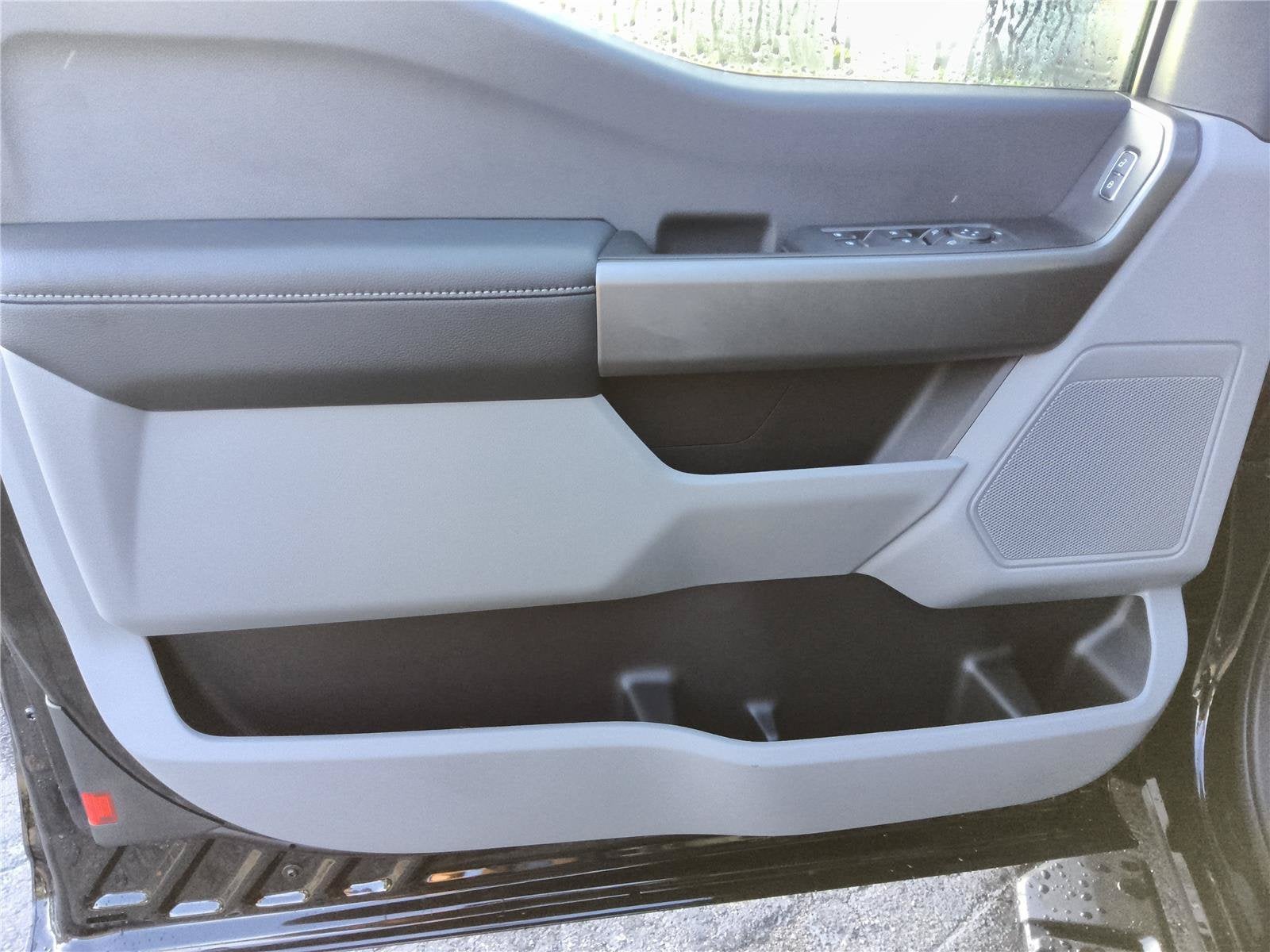 2027 Ford Super Duty F-250 SRW Base