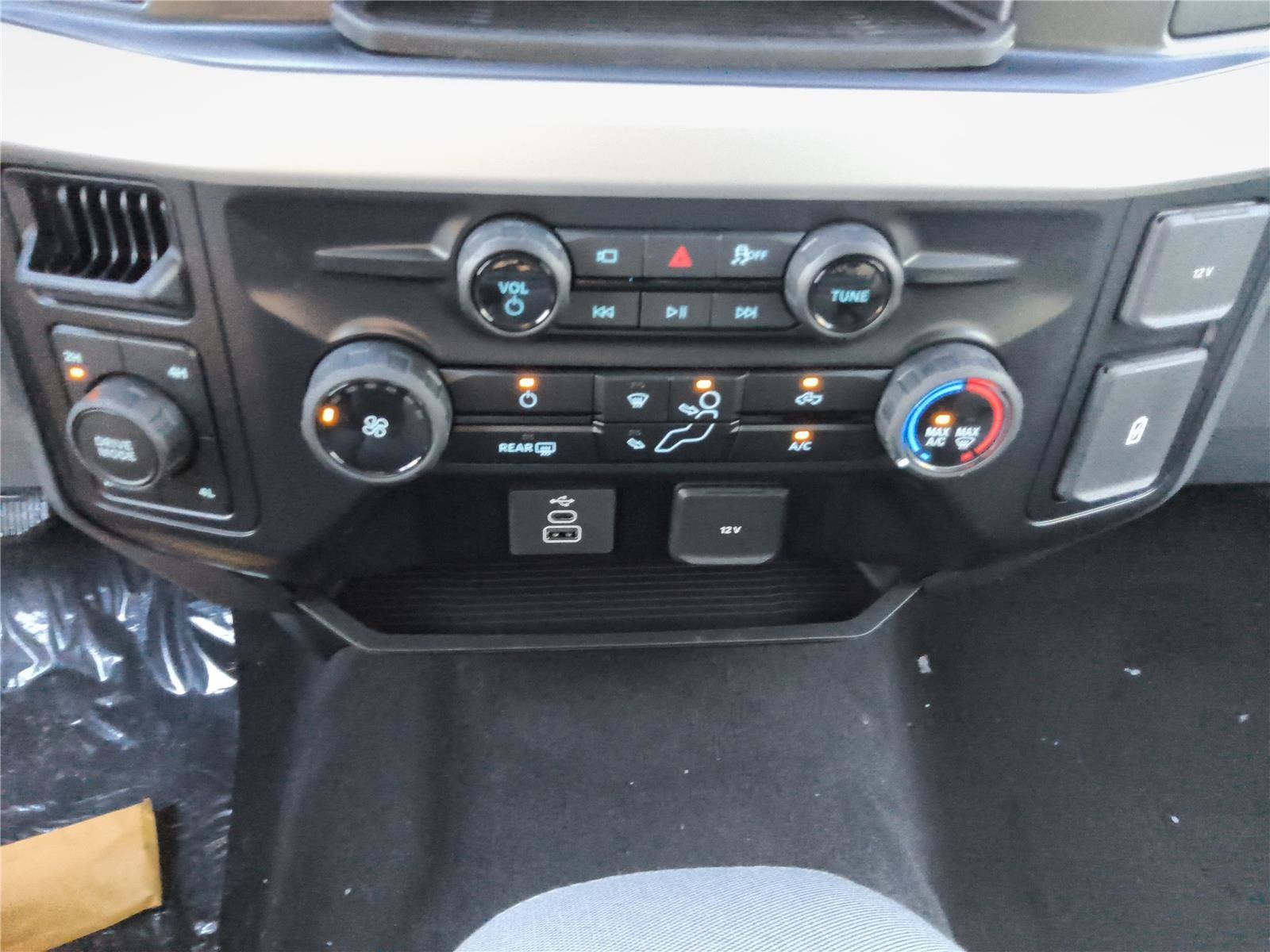 2027 Ford Super Duty F-250 SRW Base