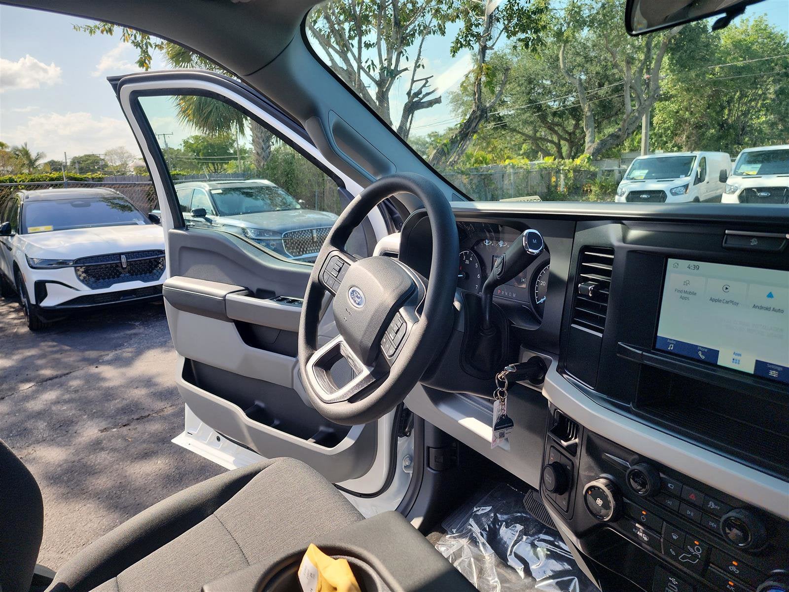 2025 Ford Super Duty F-250 SRW XL