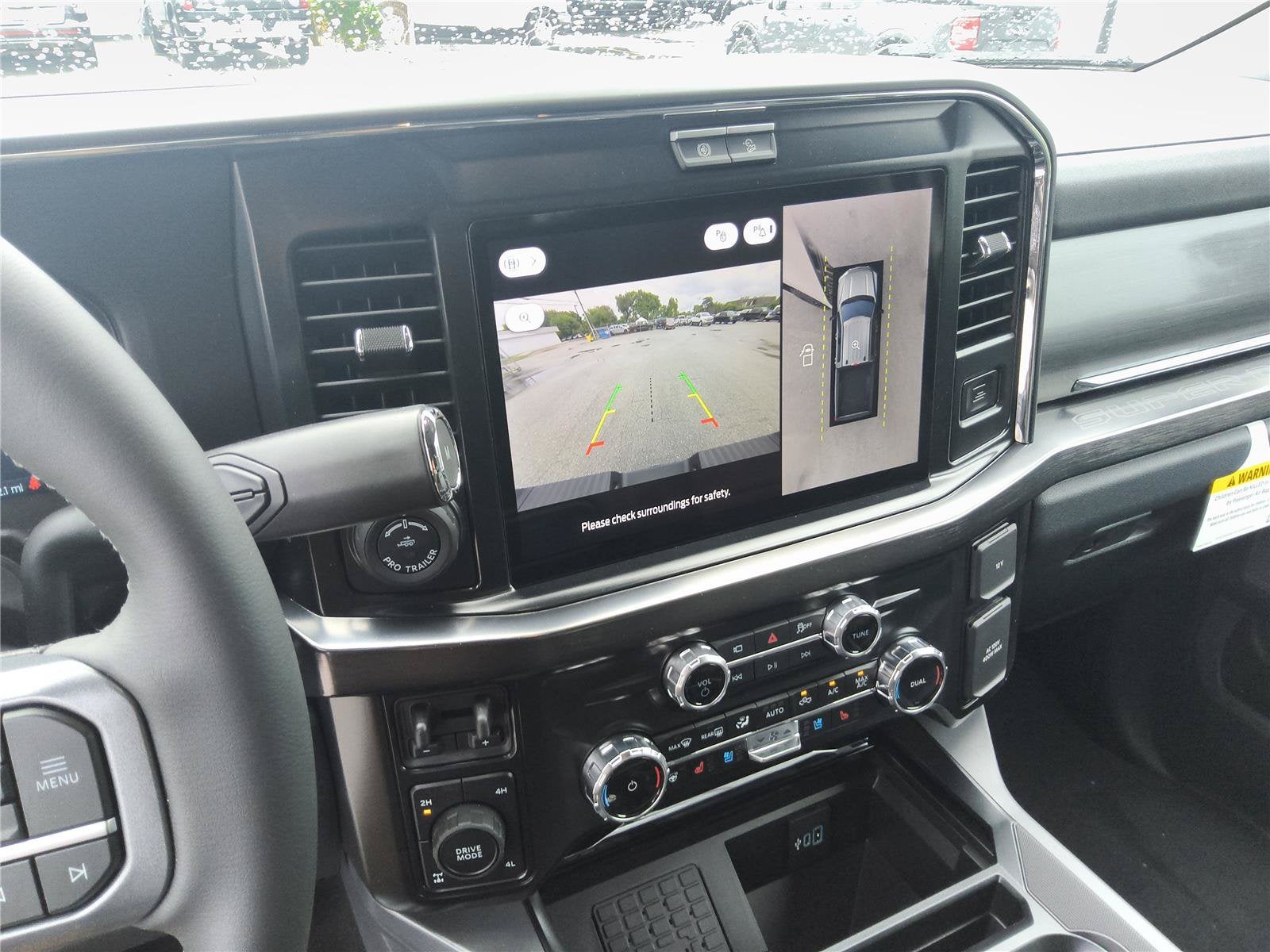 2027 Ford Super Duty F-250 SRW Lariat