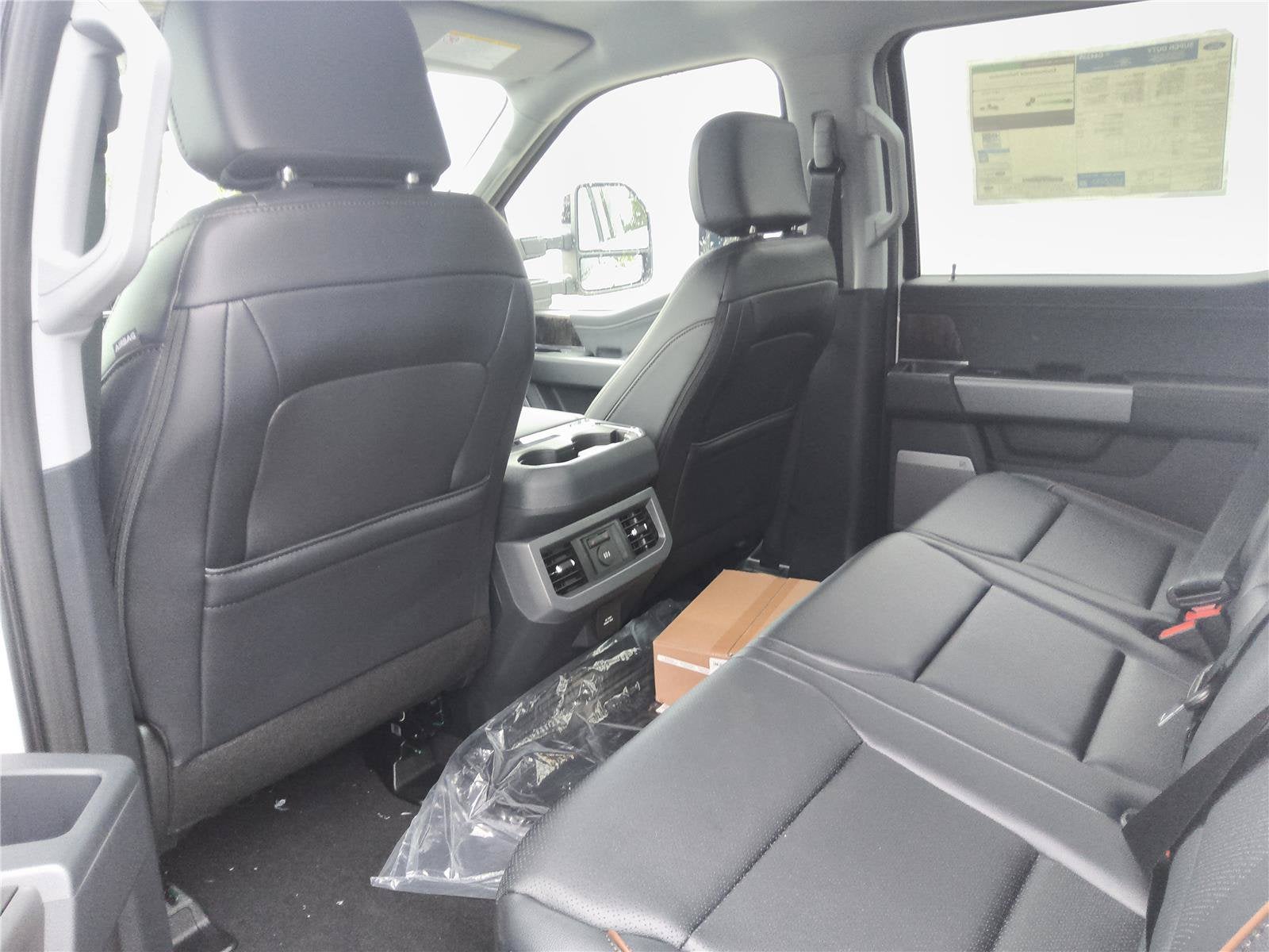 2027 Ford Super Duty F-250 SRW Lariat