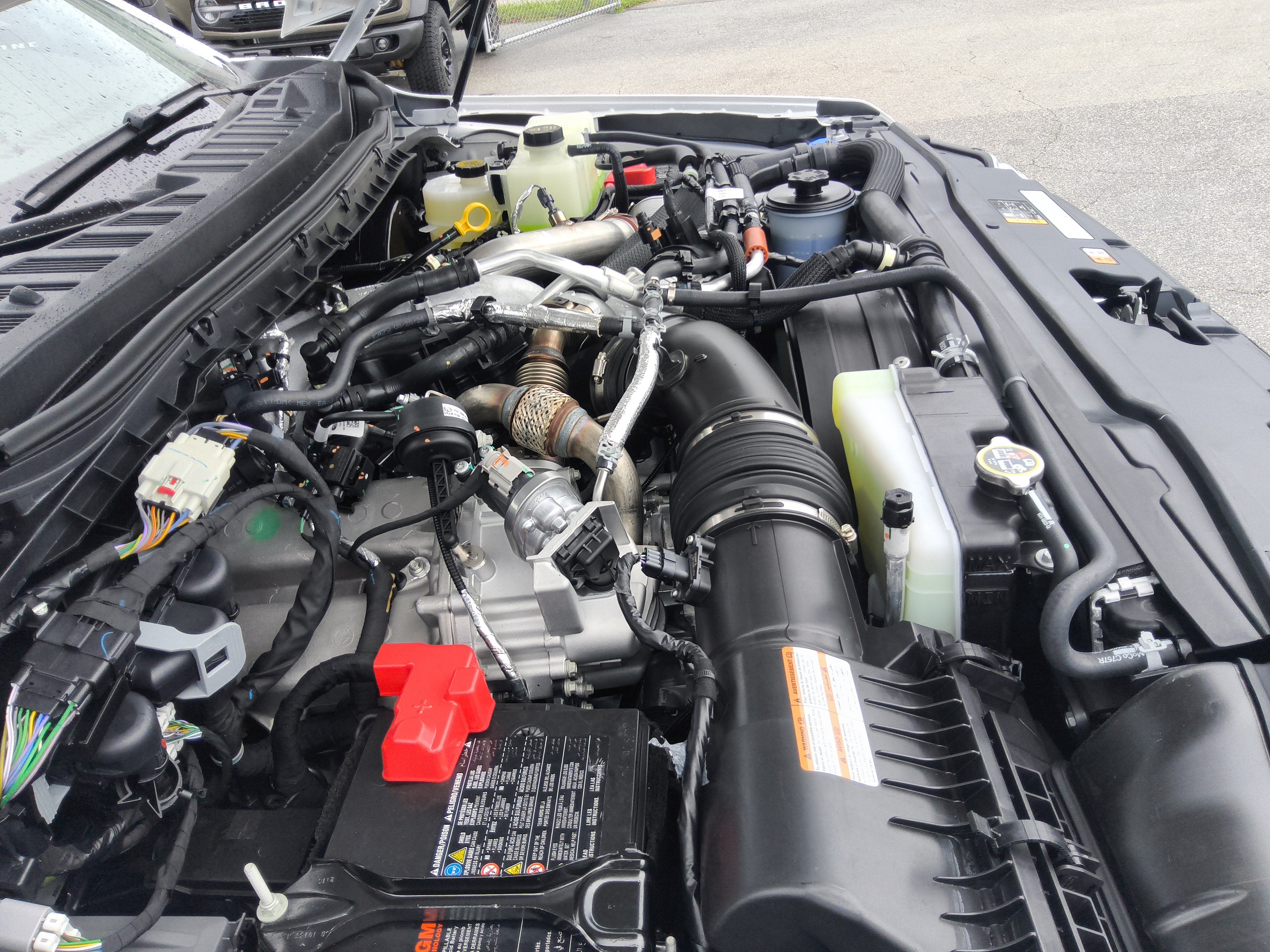 2027 Ford Super Duty F-250 SRW Lariat