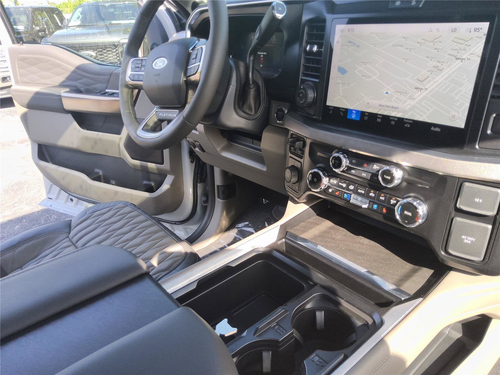 2026 Ford Super Duty F-250 SRW Platinum