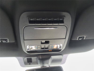 2027 Ford Super Duty F-250 SRW Platinum