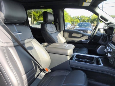 2027 Ford Super Duty F-250 SRW Platinum