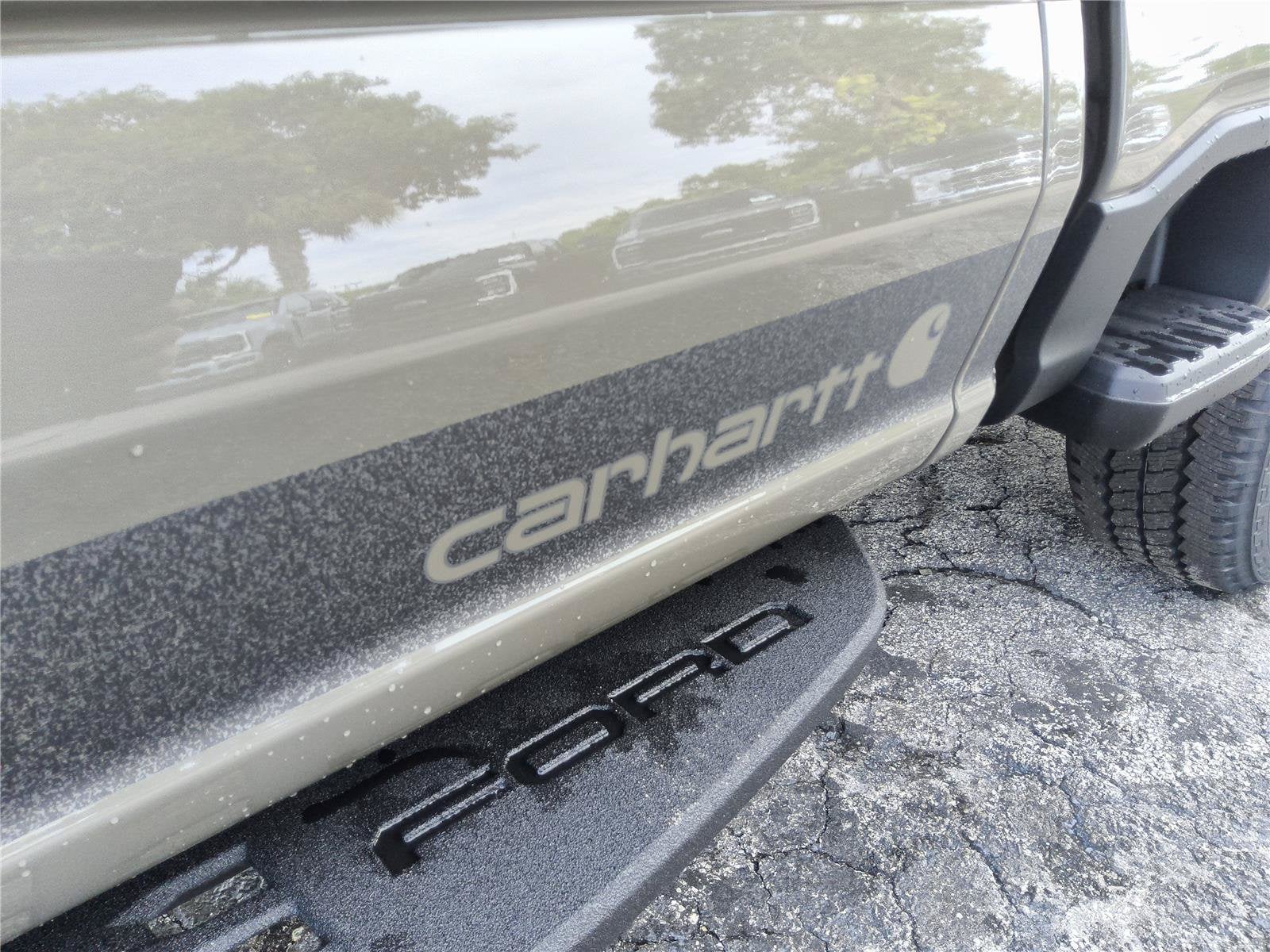 2027 Ford Super Duty F-250 SRW XLT