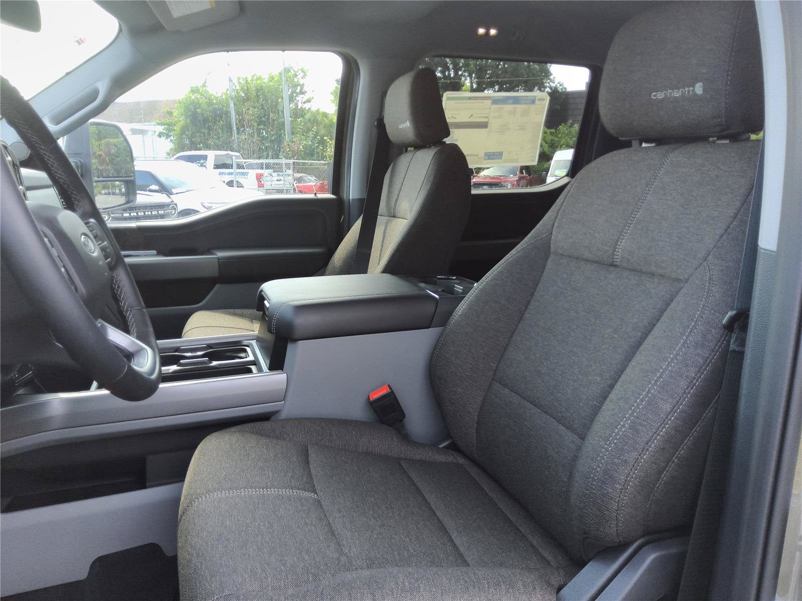 2027 Ford Super Duty F-250 SRW XLT