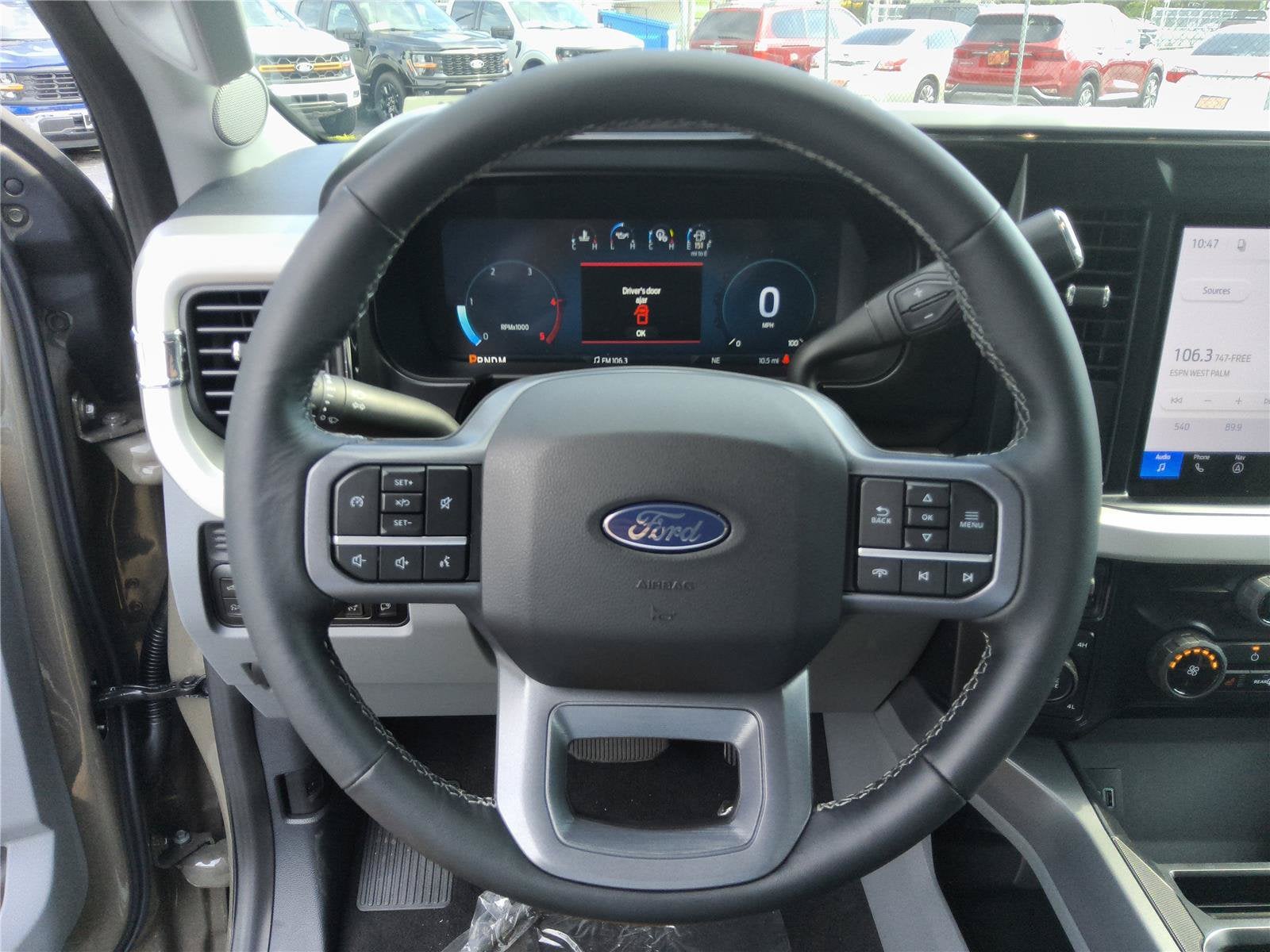 2027 Ford Super Duty F-250 SRW XLT