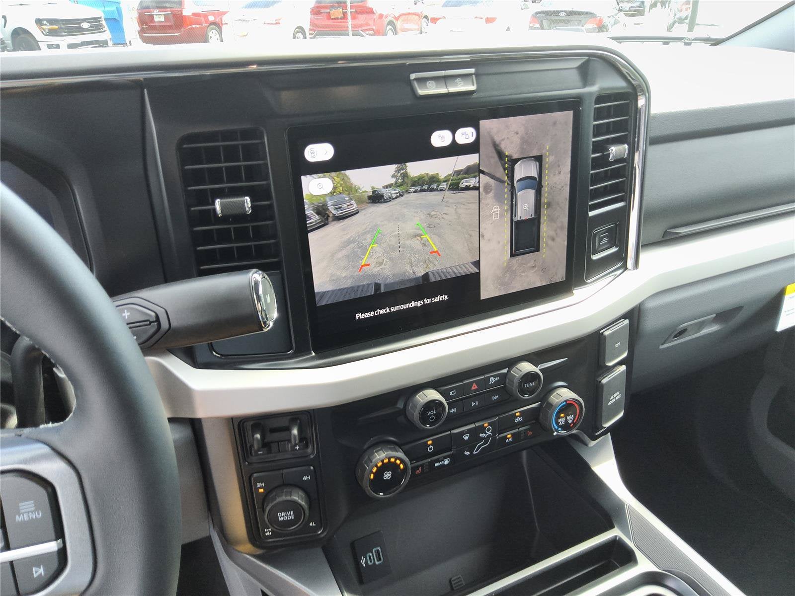 2027 Ford Super Duty F-250 SRW XLT