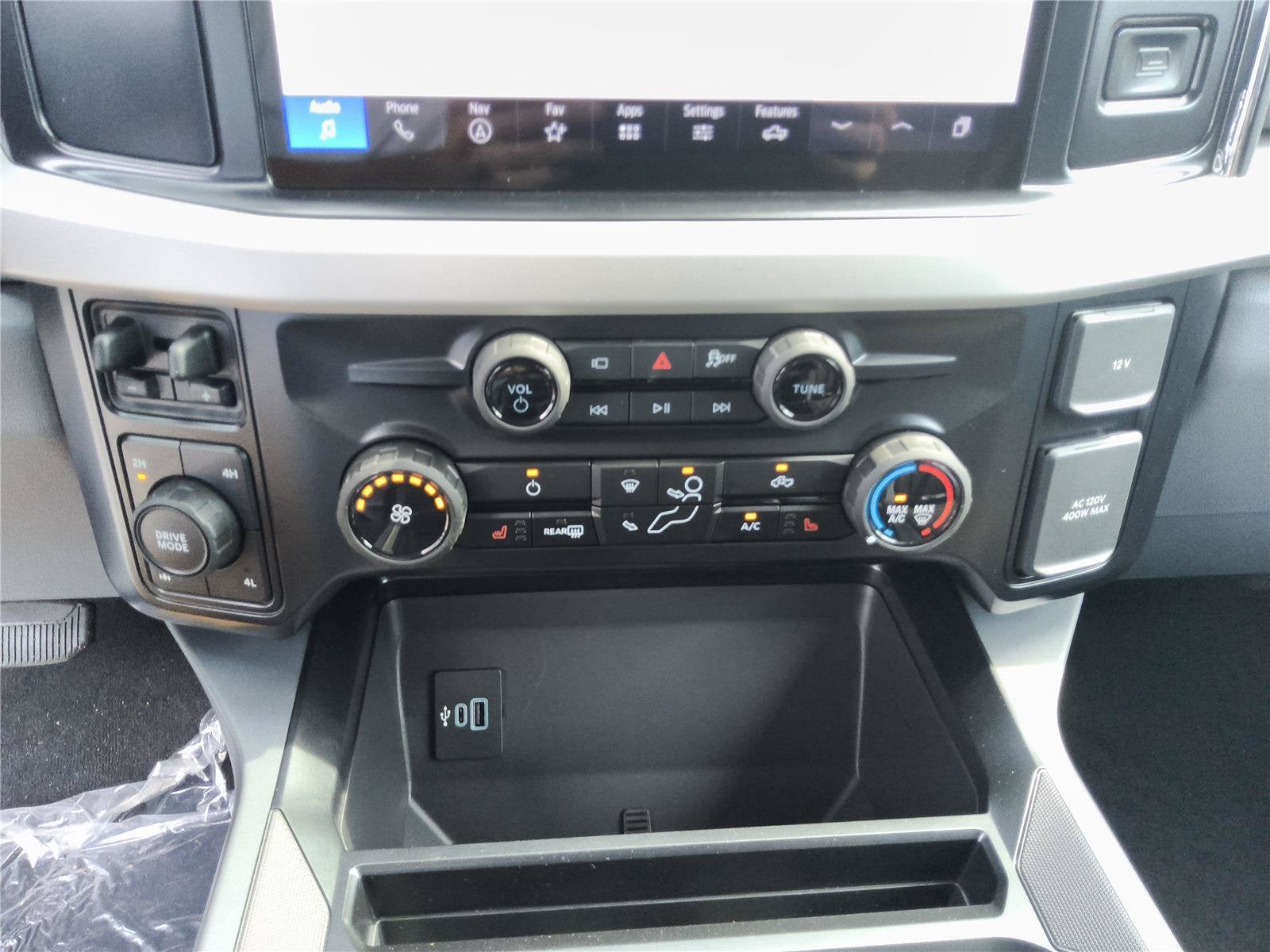 2027 Ford Super Duty F-250 SRW XLT