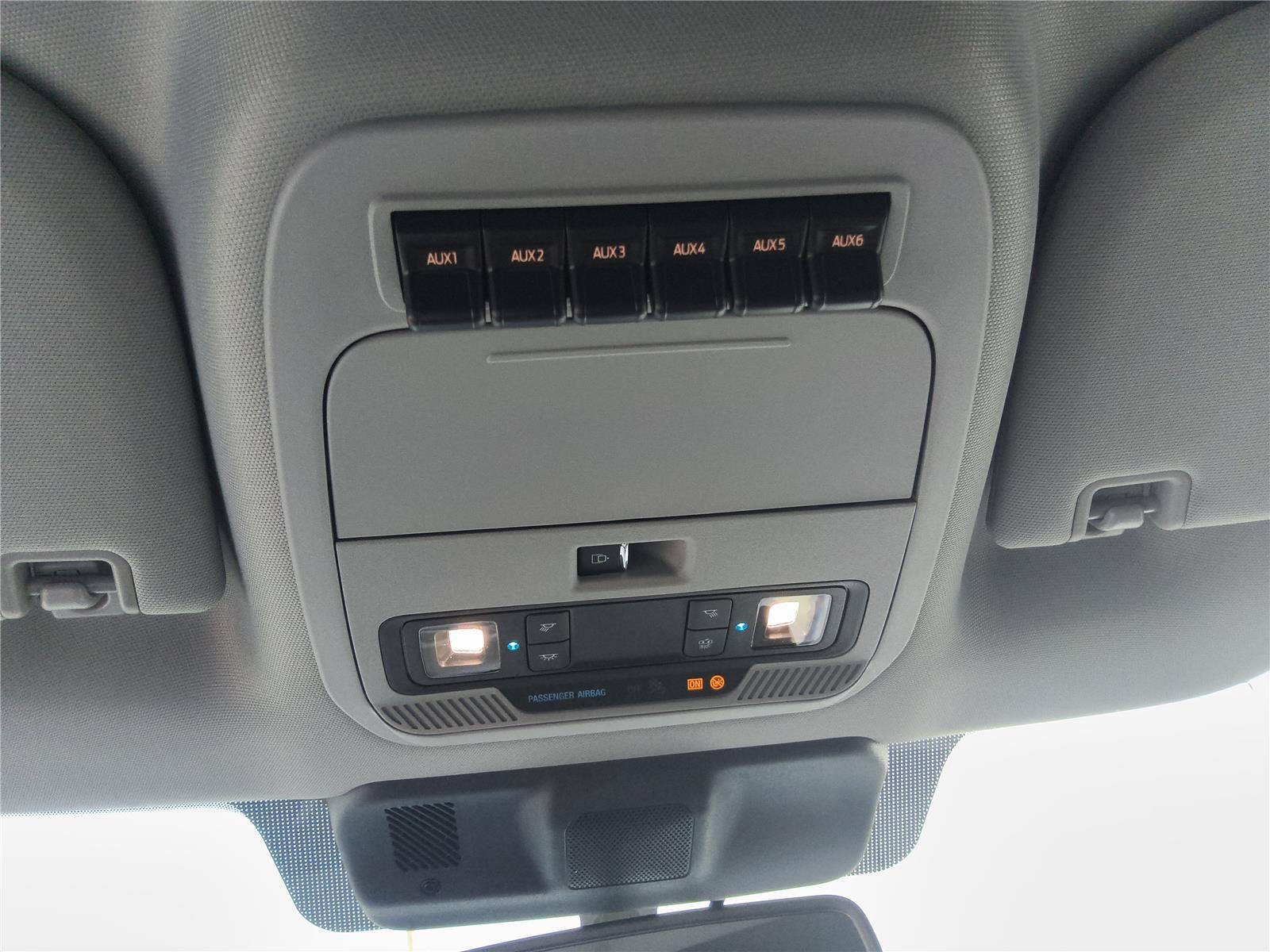 2027 Ford Super Duty F-250 SRW XLT