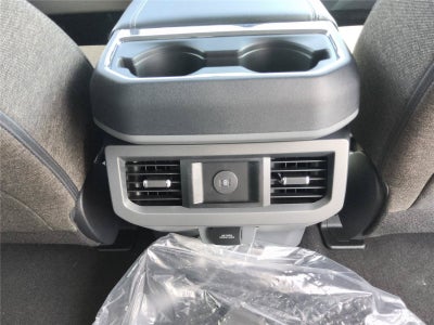 2027 Ford Super Duty F-250 SRW XLT