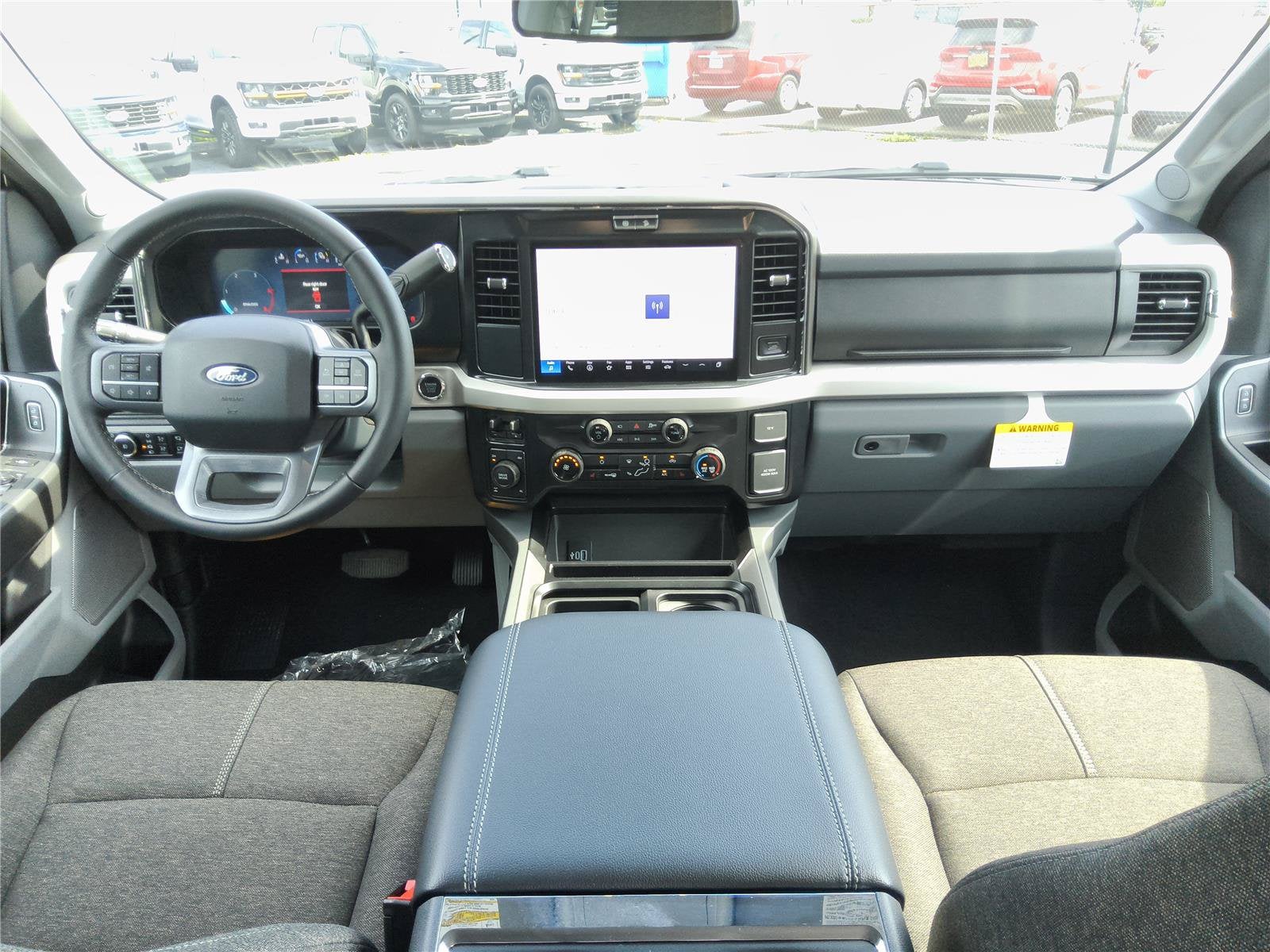 2027 Ford Super Duty F-250 SRW XLT