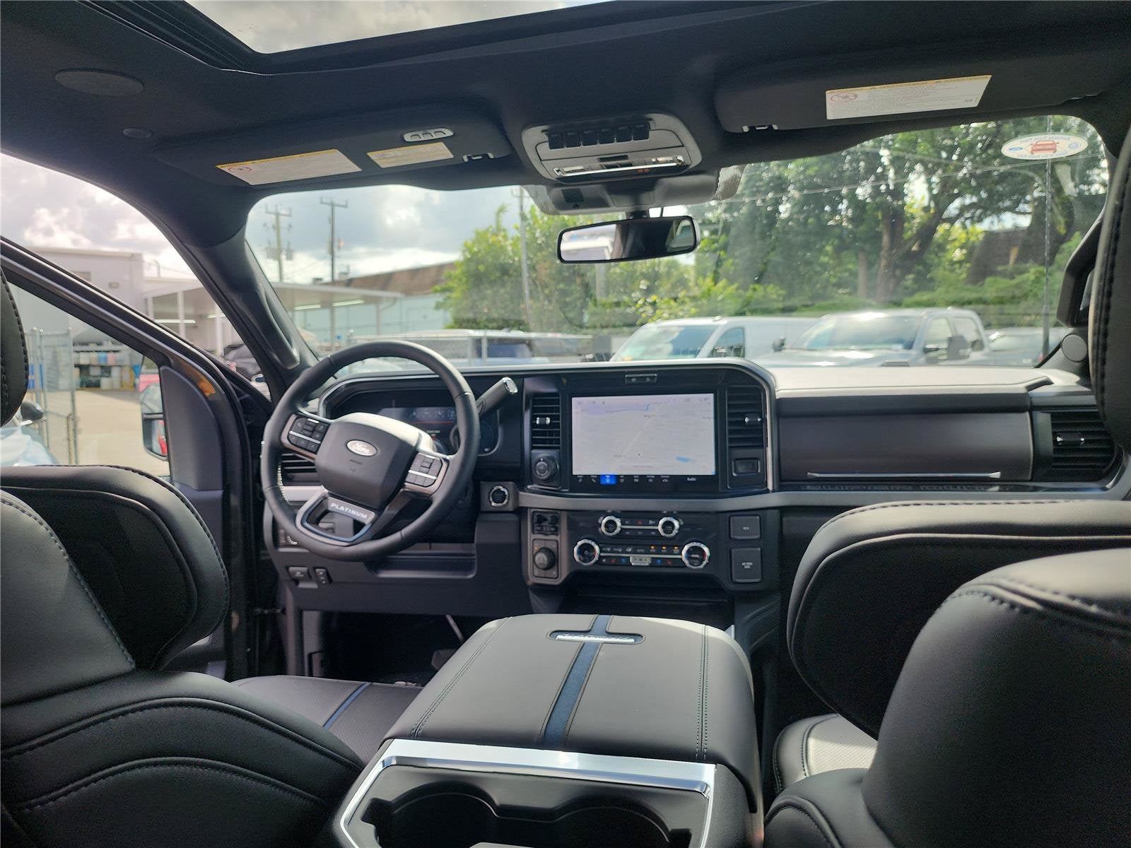 2027 Ford Super Duty F-250 SRW Platinum