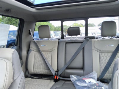 2027 Ford Super Duty F-250 SRW Platinum