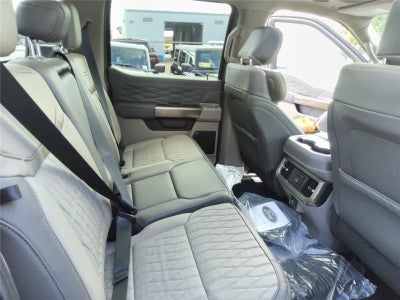 2027 Ford Super Duty F-250 SRW Platinum