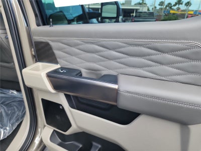 2026 Ford Super Duty F-250 SRW Platinum