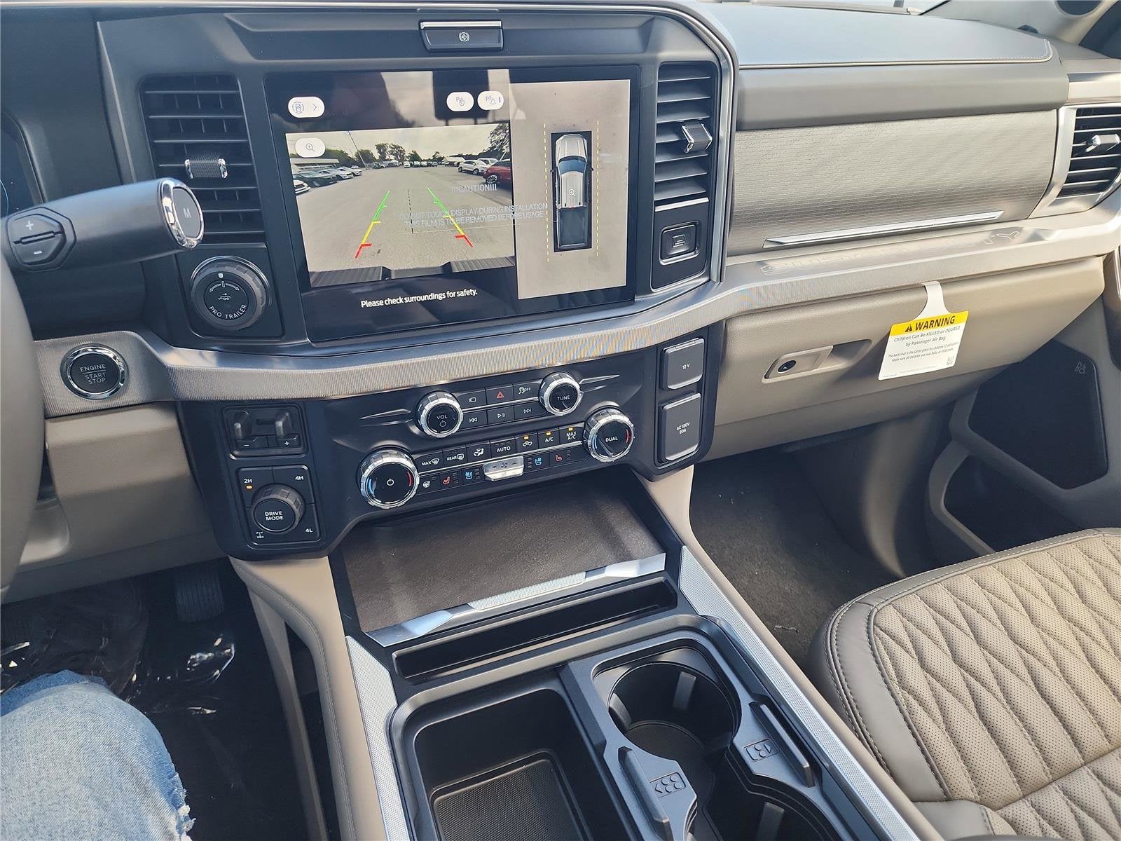 2026 Ford Super Duty F-250 SRW Platinum