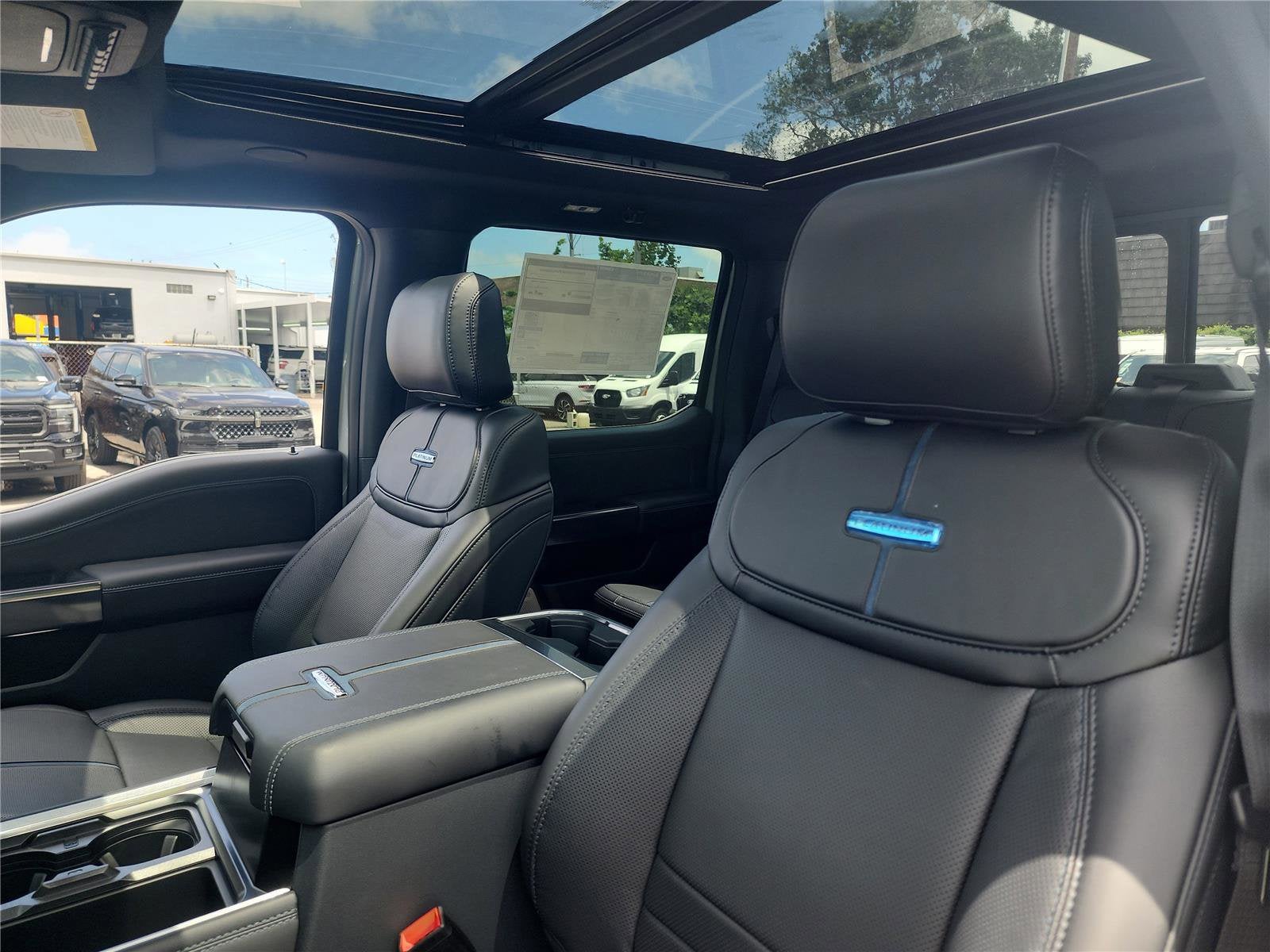 2026 Ford Super Duty F-250 SRW Platinum