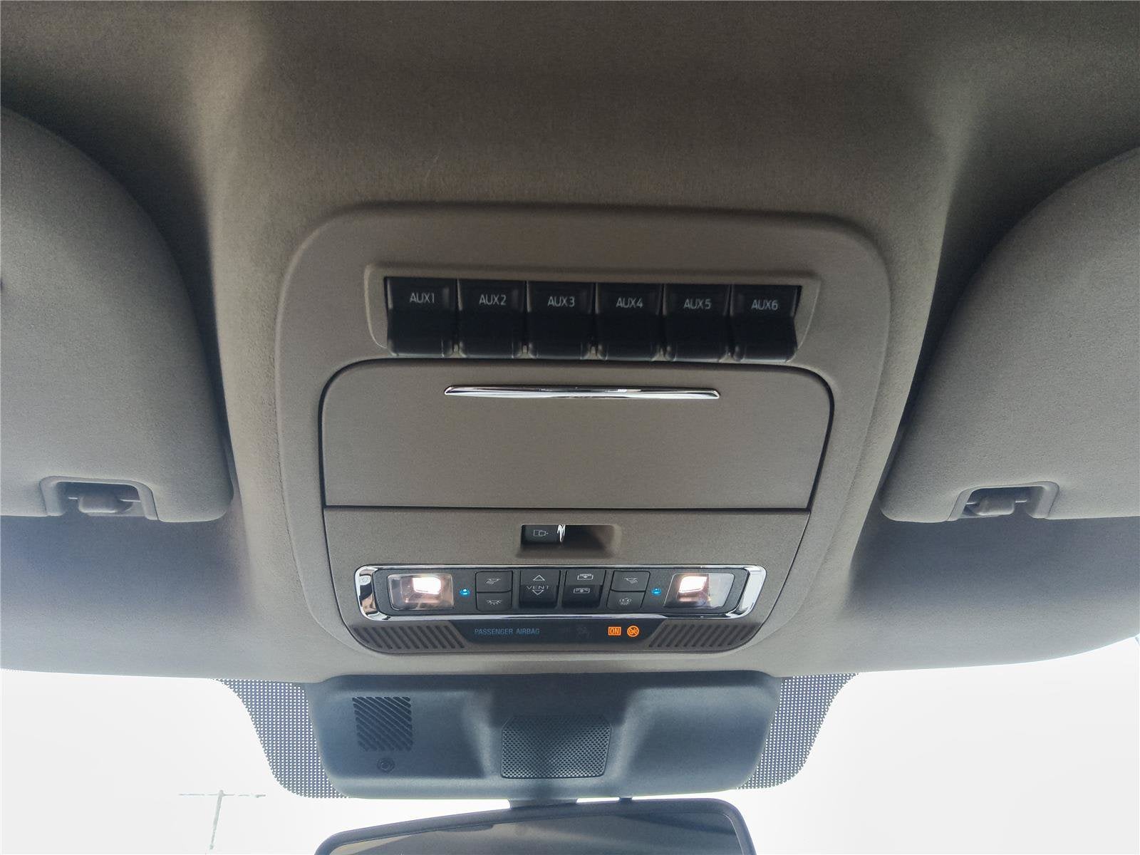 2027 Ford Super Duty F-250 SRW Platinum