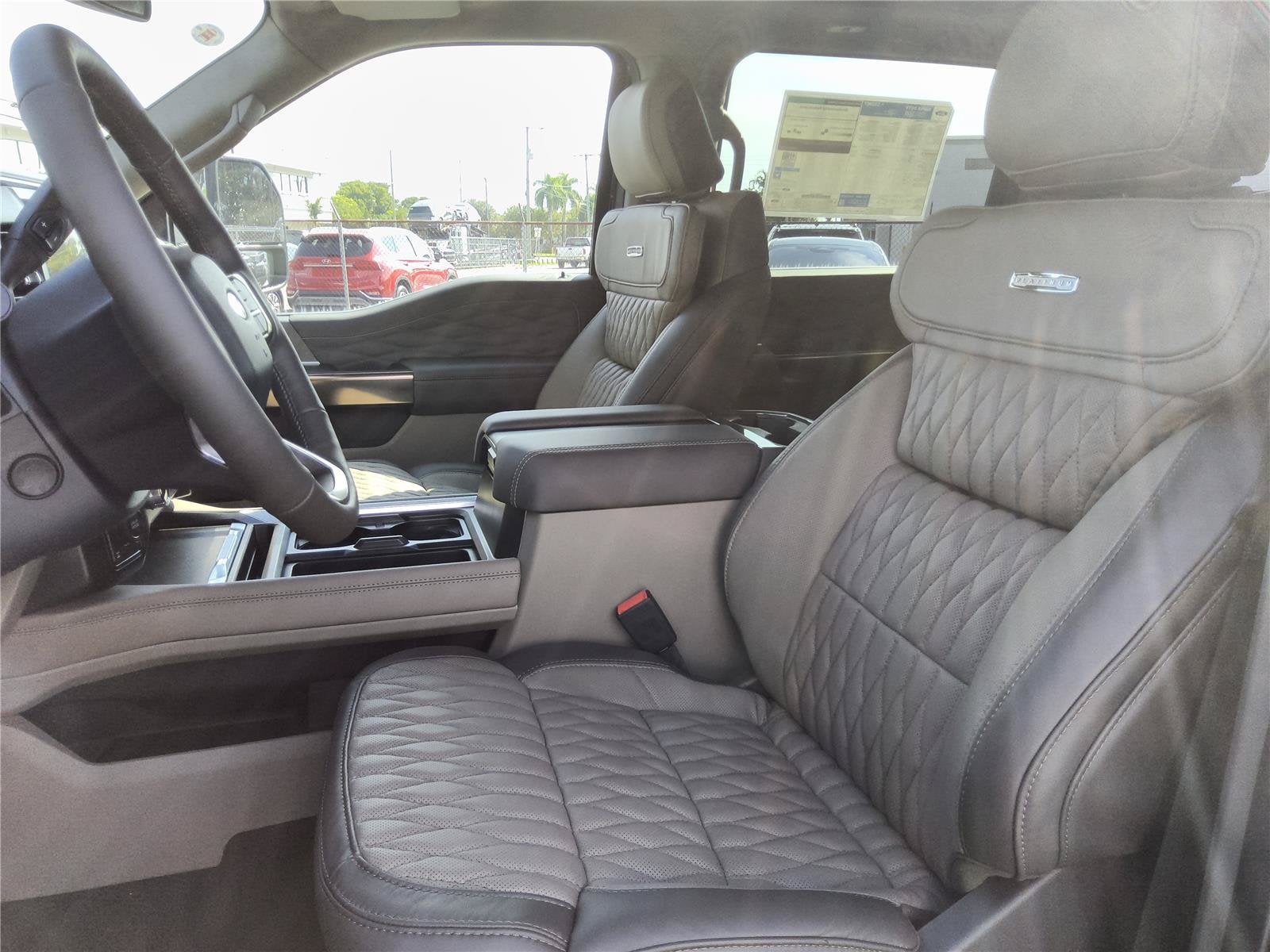 2027 Ford Super Duty F-250 SRW Platinum