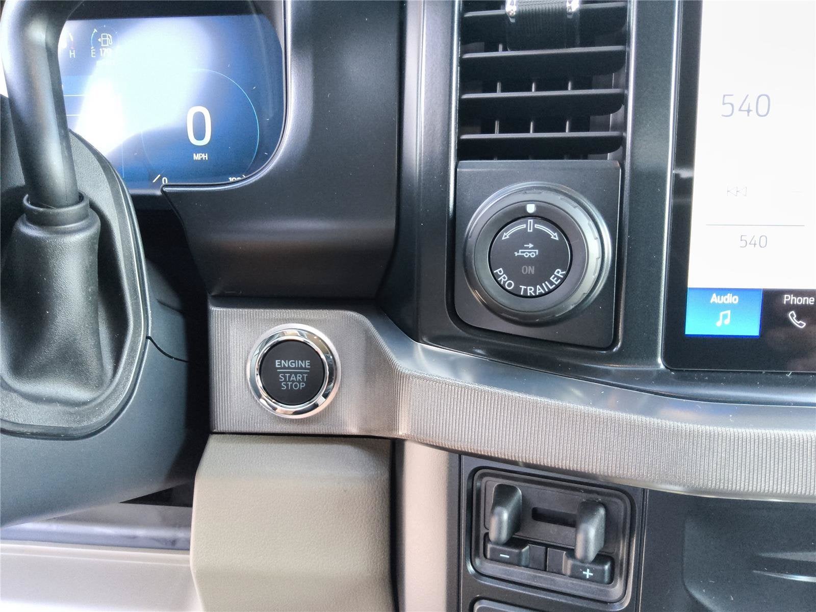 2027 Ford Super Duty F-250 SRW Platinum