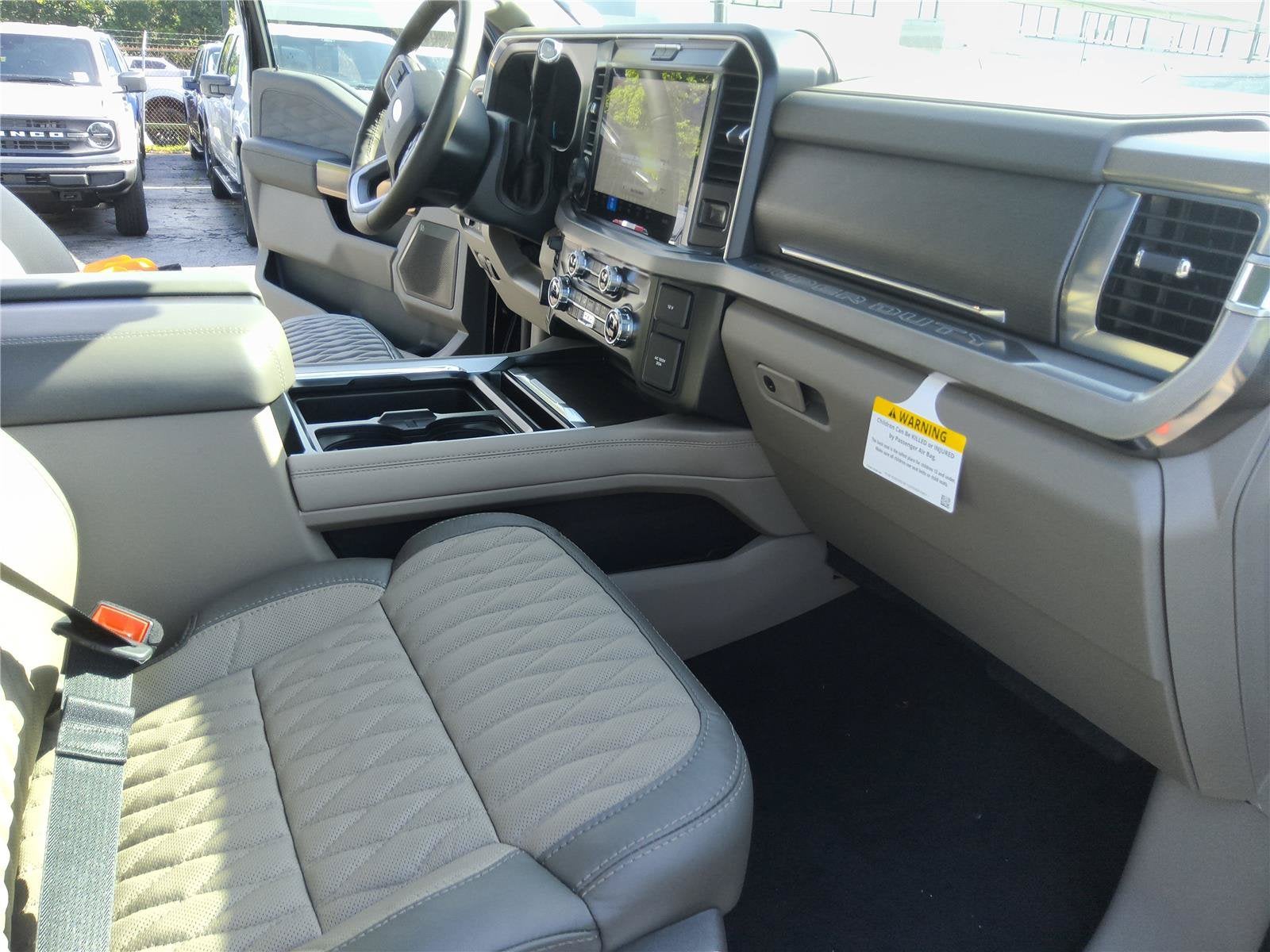 2026 Ford Super Duty F-250 SRW Platinum