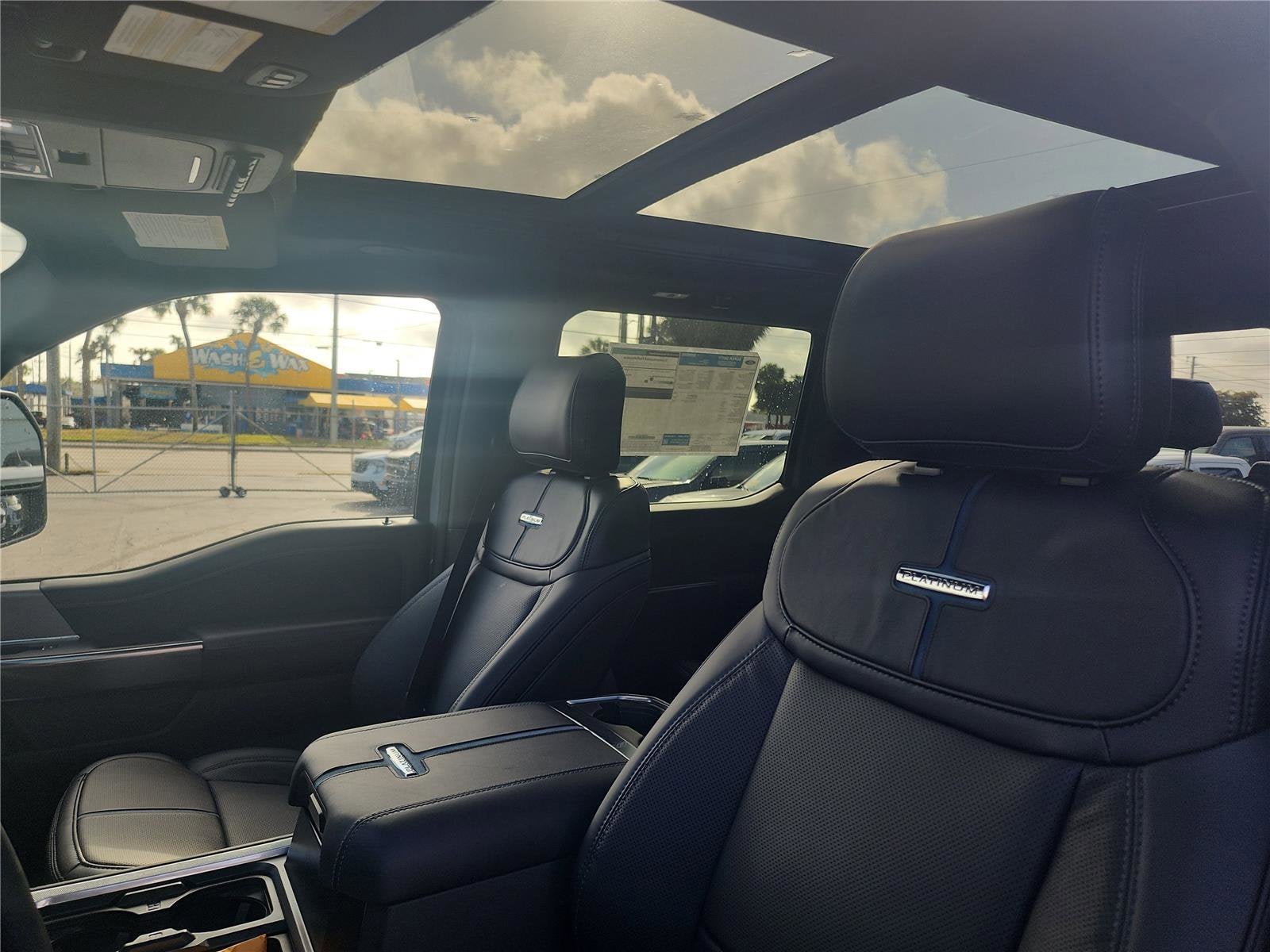 2026 Ford Super Duty F-250 SRW Platinum