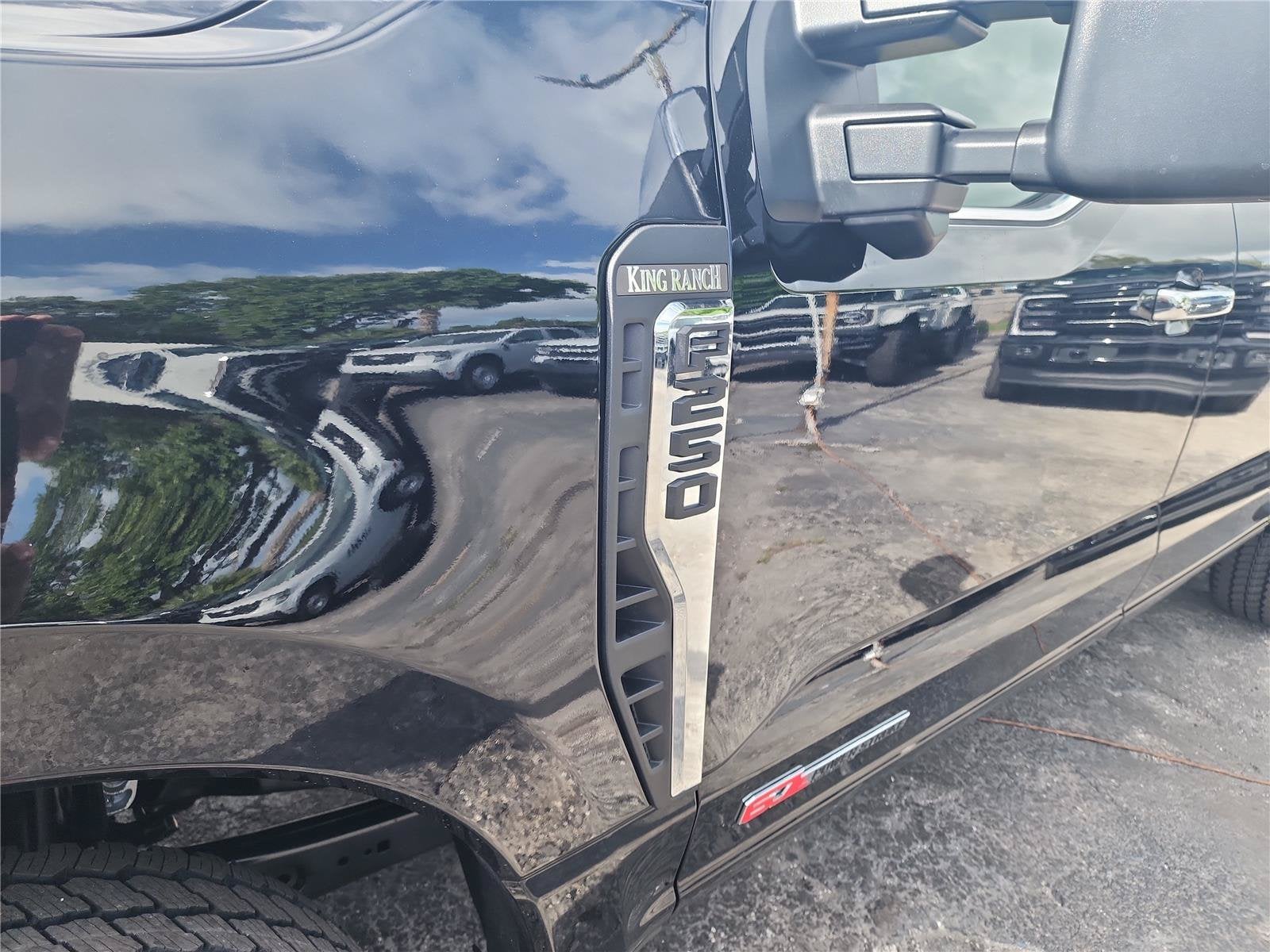 2026 Ford Super Duty F-250 SRW Lariat