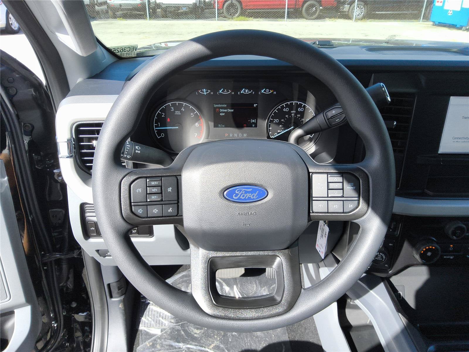 2027 Ford Super Duty F-250 SRW XLT