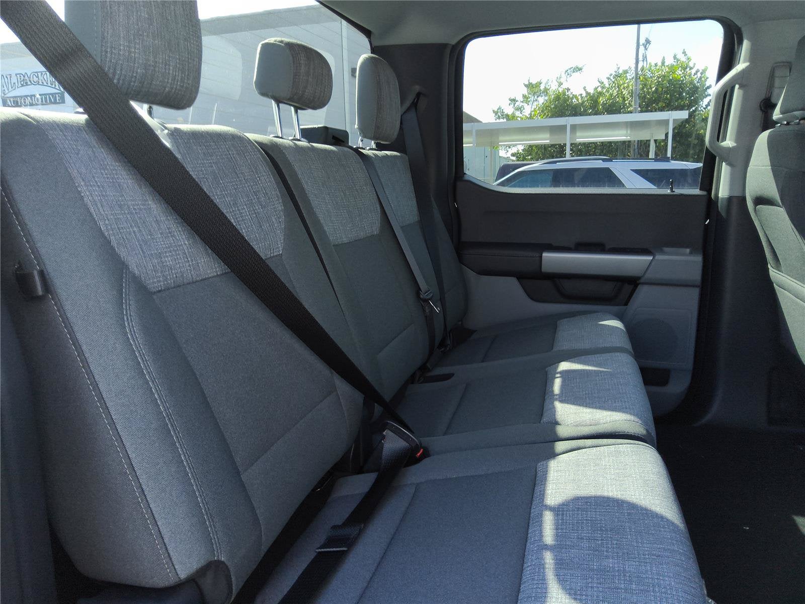 2027 Ford Super Duty F-250 SRW XLT