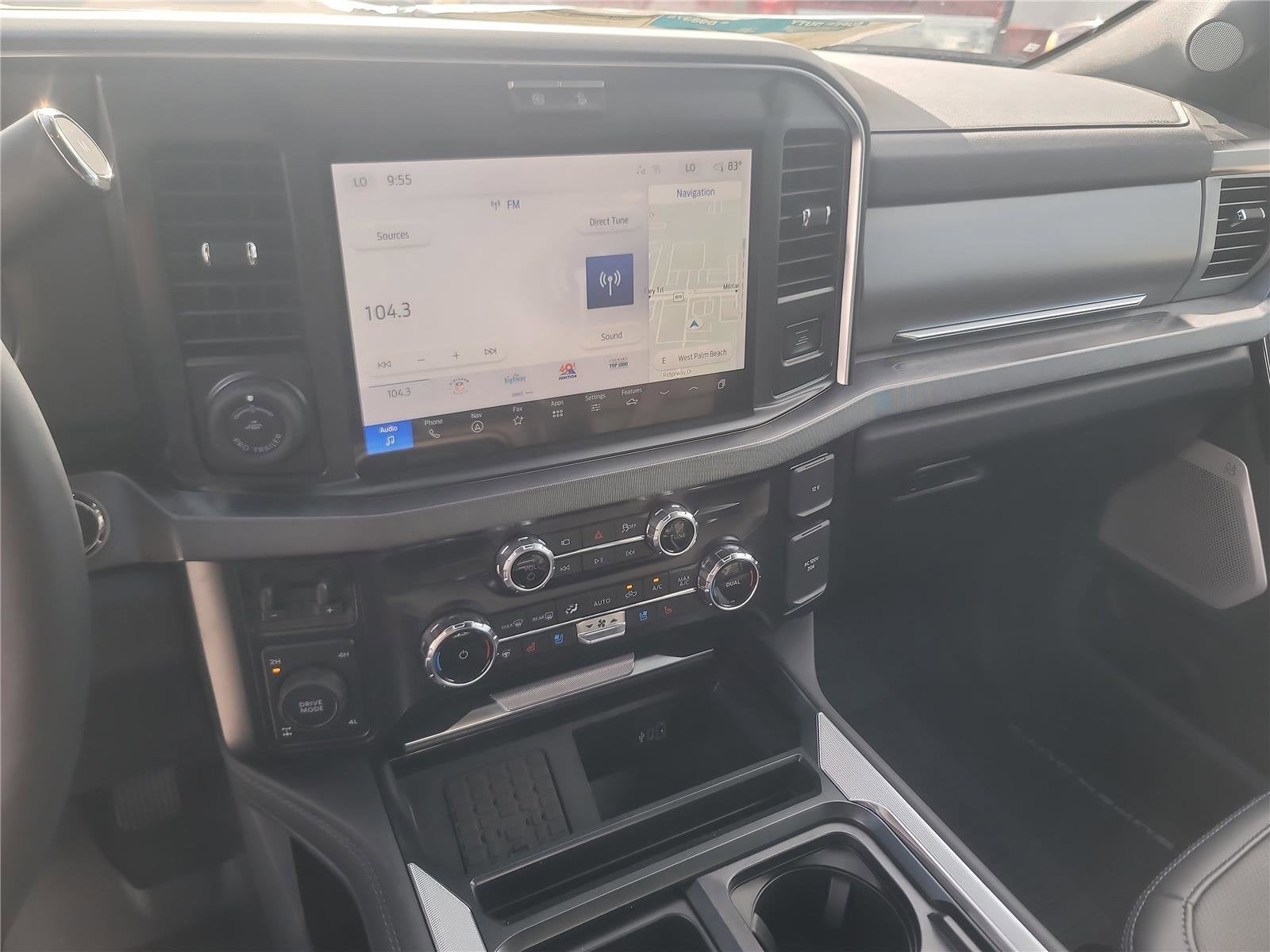 2025 Ford Super Duty F-250 SRW Platinum