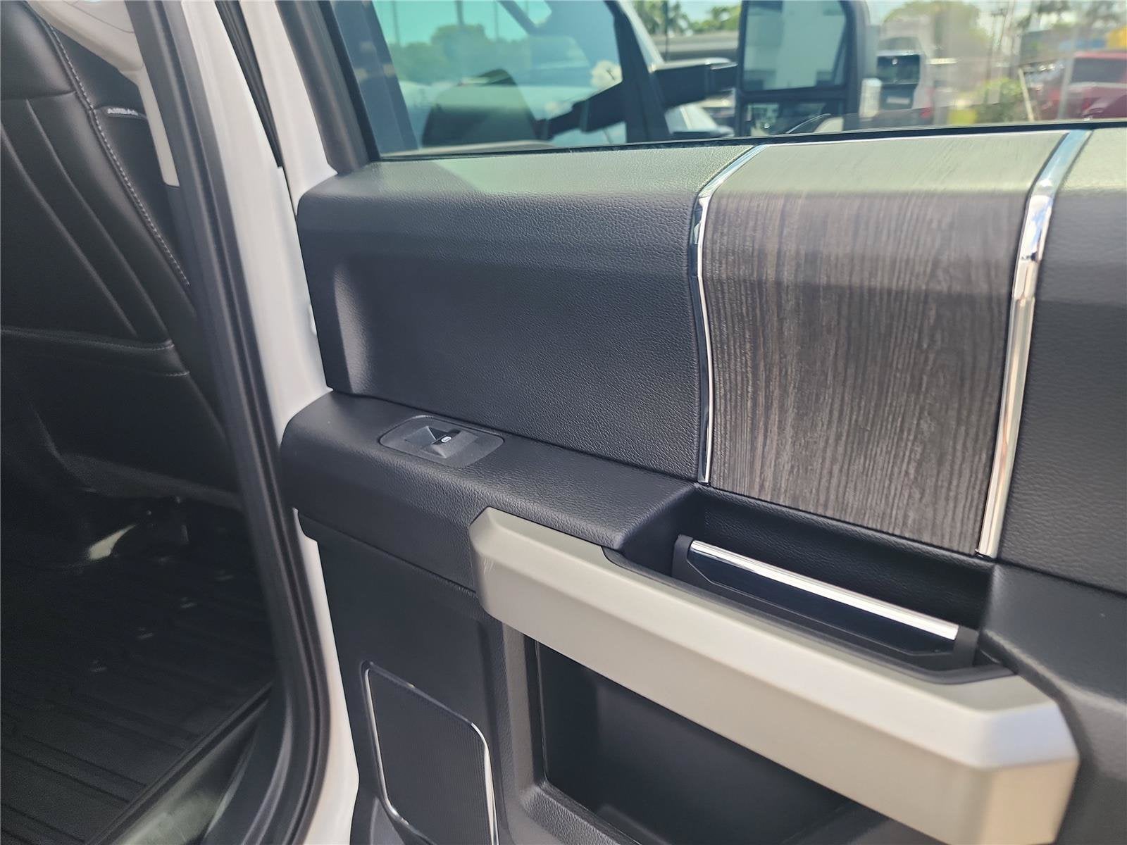 2021 Ford Super Duty F-250 SRW LARIAT
