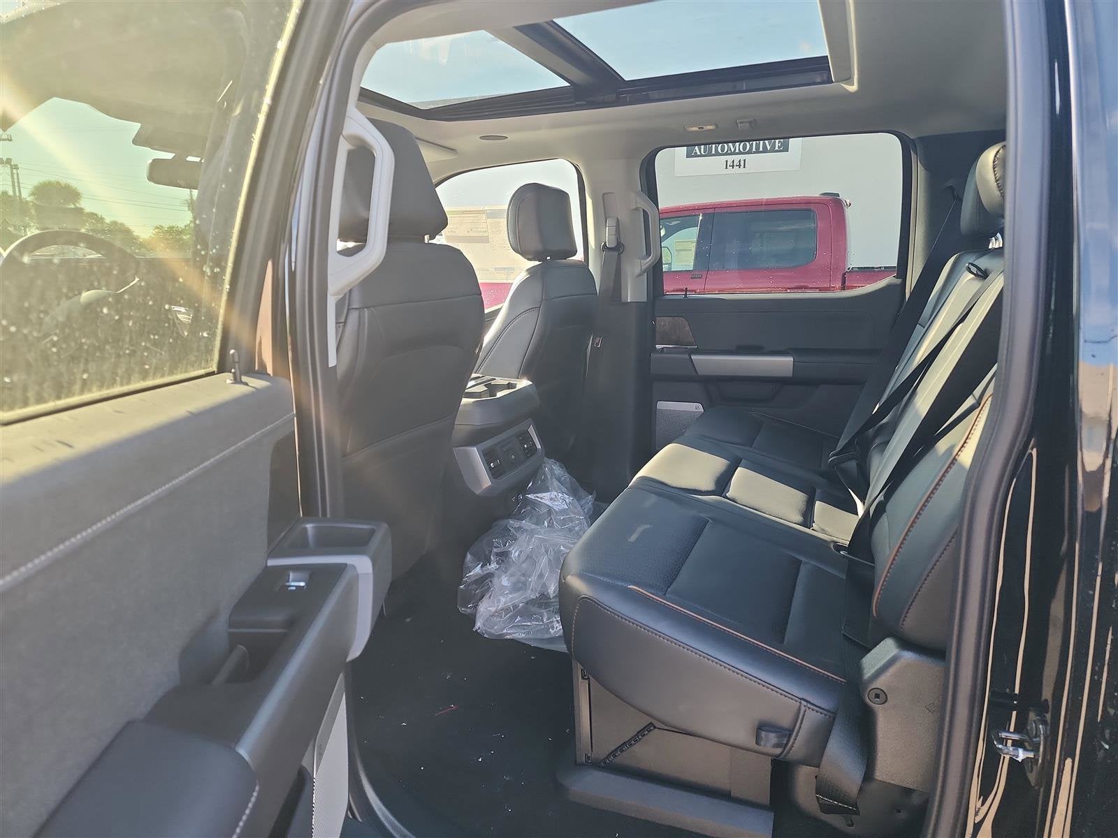 2025 Ford Super Duty F-250 SRW LARIAT