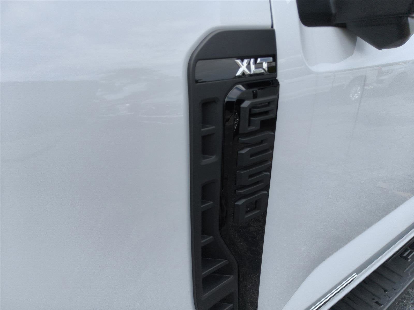 2026 Ford Super Duty F-250 SRW XLT