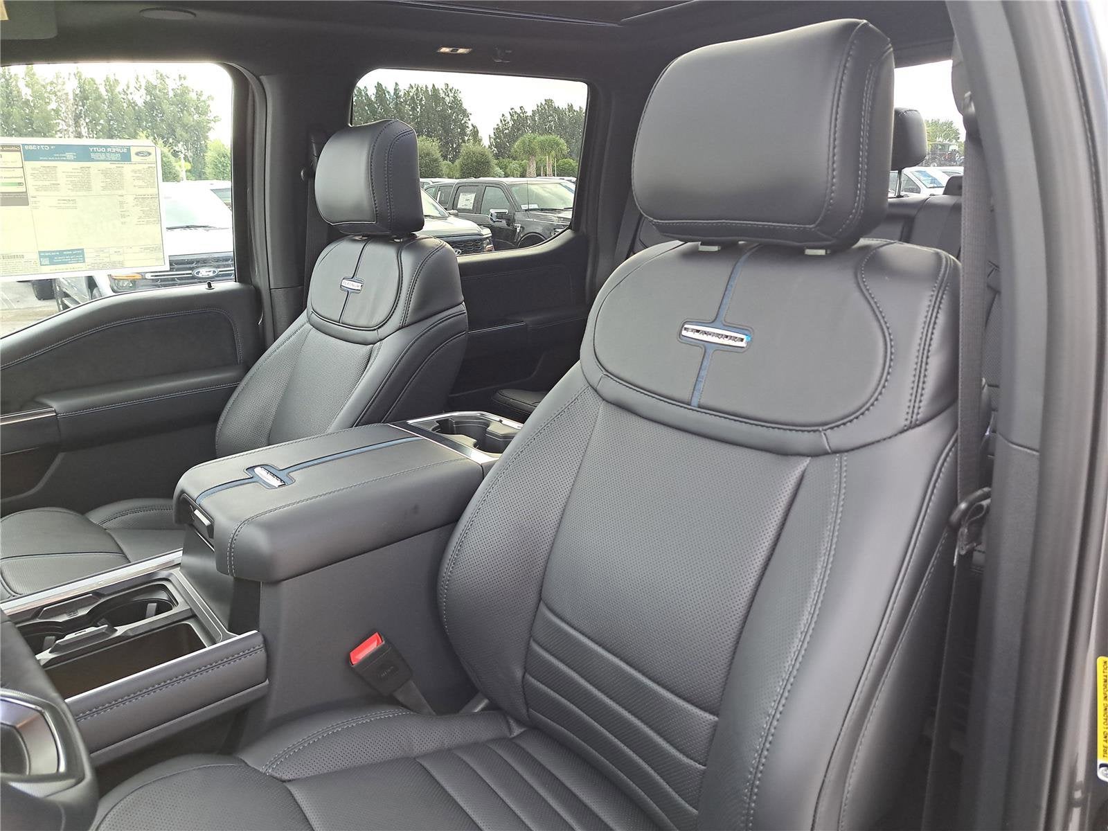 2026 Ford Super Duty F-350 SRW Platinum