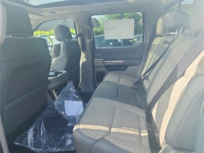 2026 Ford Super Duty F-350 SRW Platinum