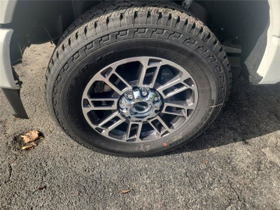 2026 Ford Super Duty F-350 SRW Platinum