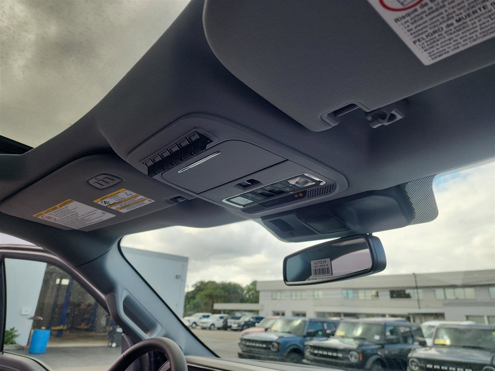 2025 Ford Super Duty F-350 SRW LARIAT