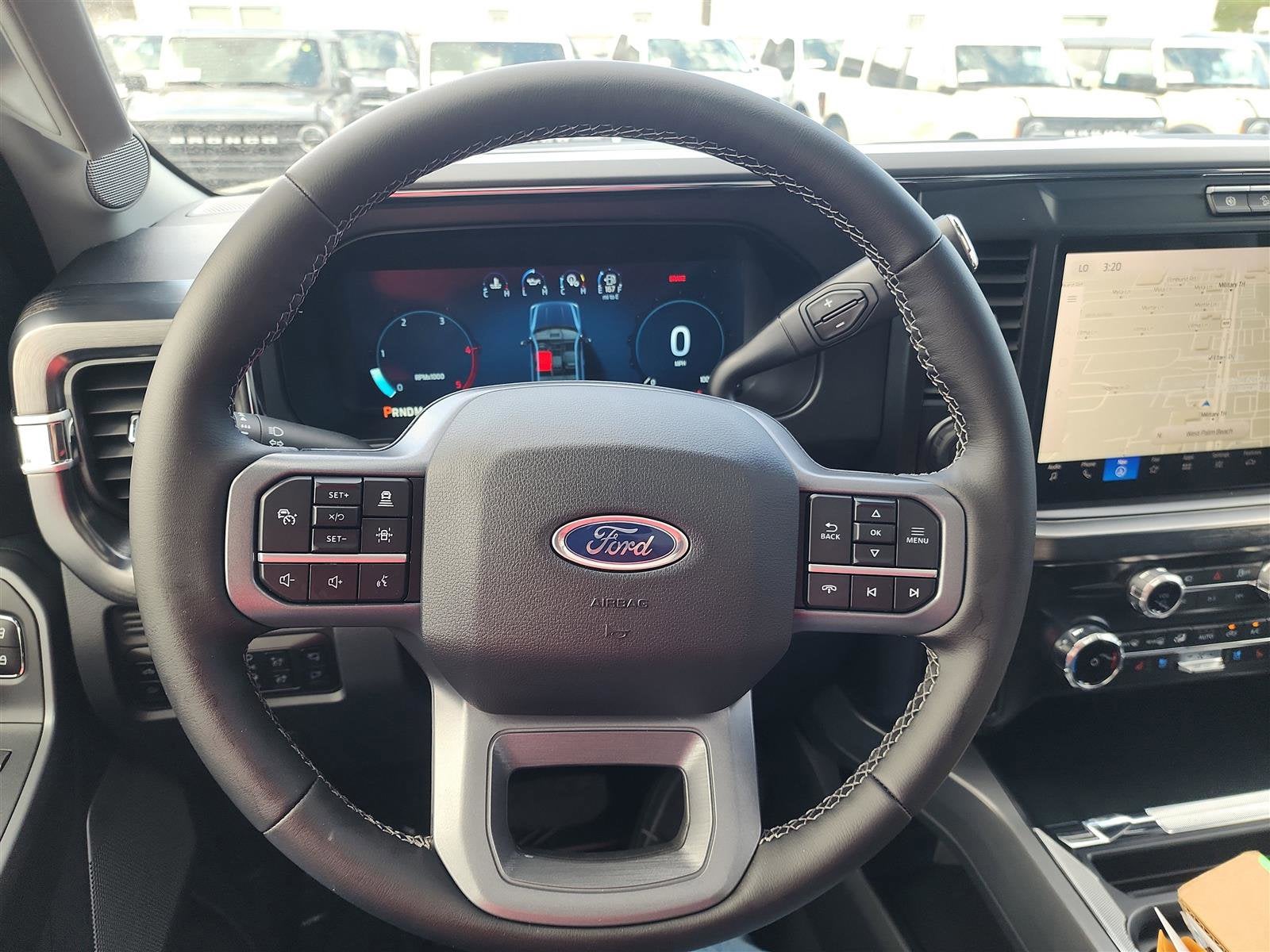 2025 Ford Super Duty F-350 SRW LARIAT