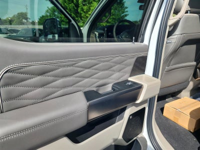 2026 Ford Super Duty F-350 SRW Platinum