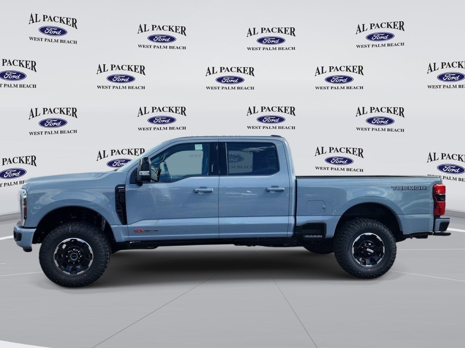 2027 Ford Super Duty F-350 SRW Lariat