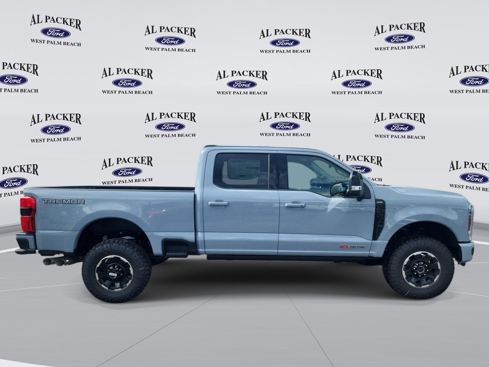 2027 Ford Super Duty F-350 SRW Lariat