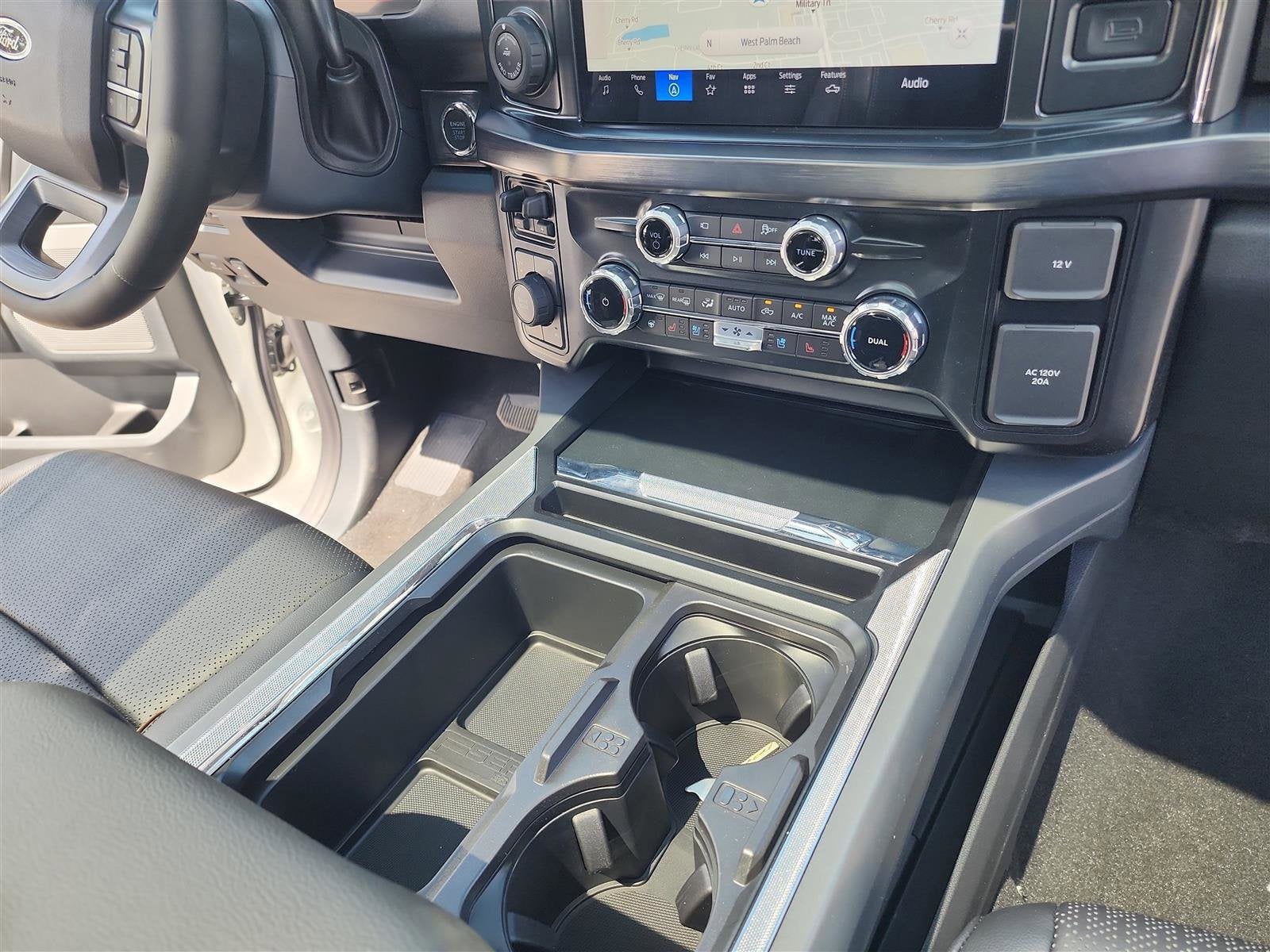 2025 Ford Super Duty F-350 SRW LARIAT