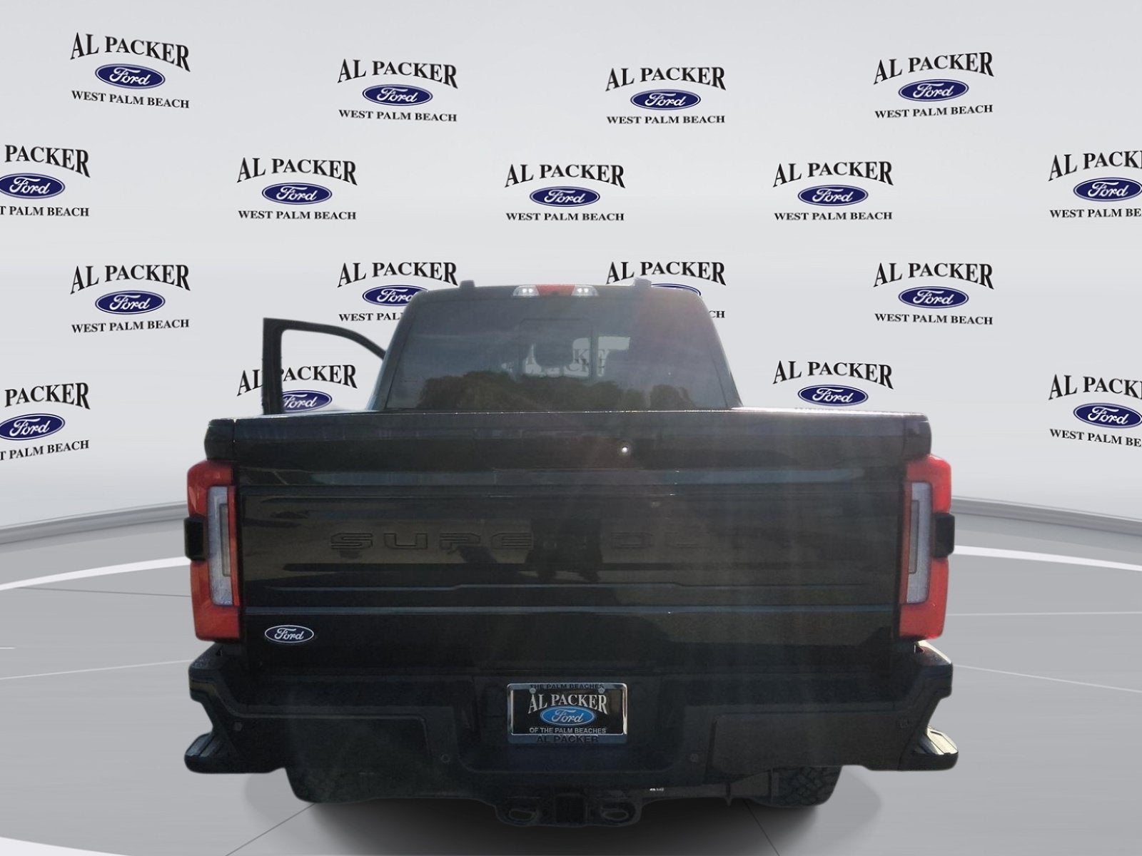 2027 Ford Super Duty F-350 SRW Platinum