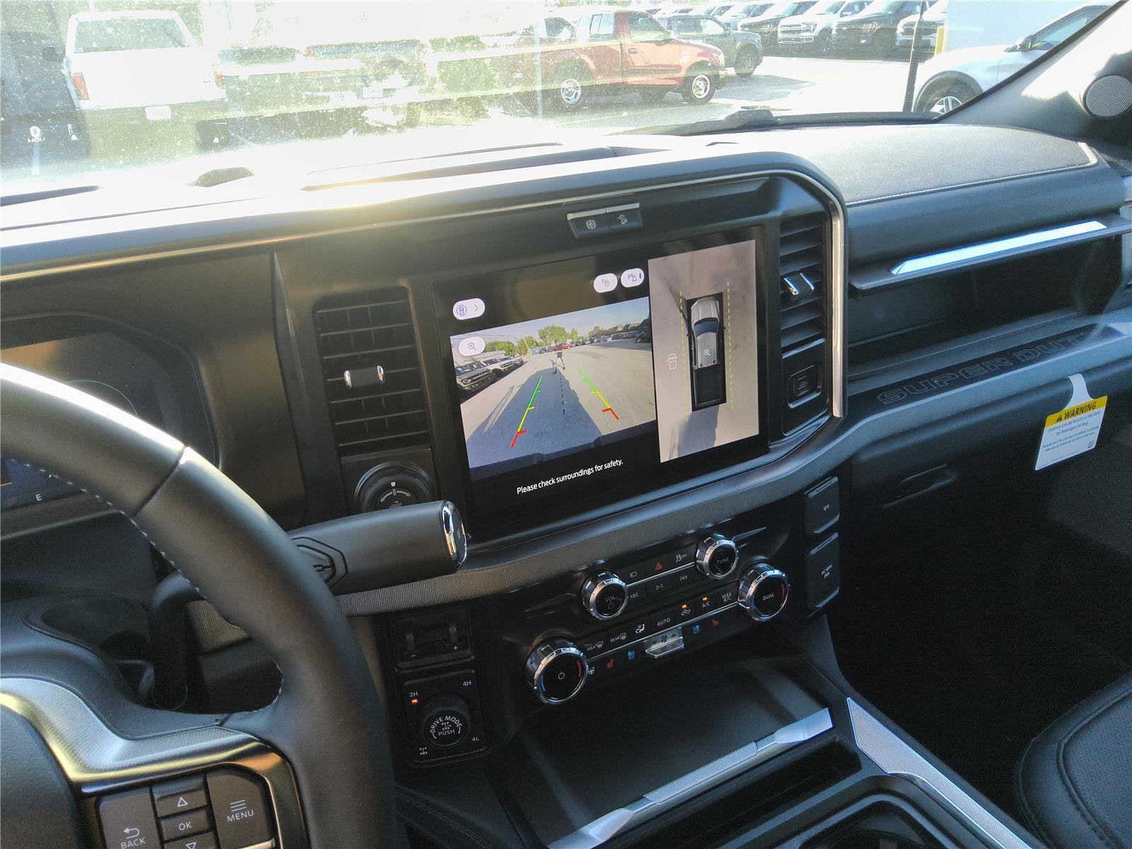 2027 Ford Super Duty F-350 SRW Platinum