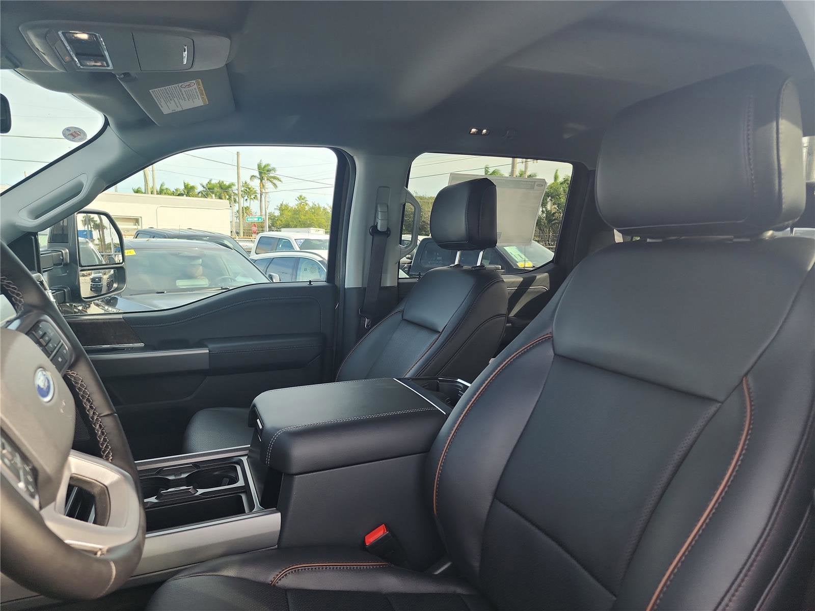 2026 Ford Super Duty F-350 SRW LARIAT