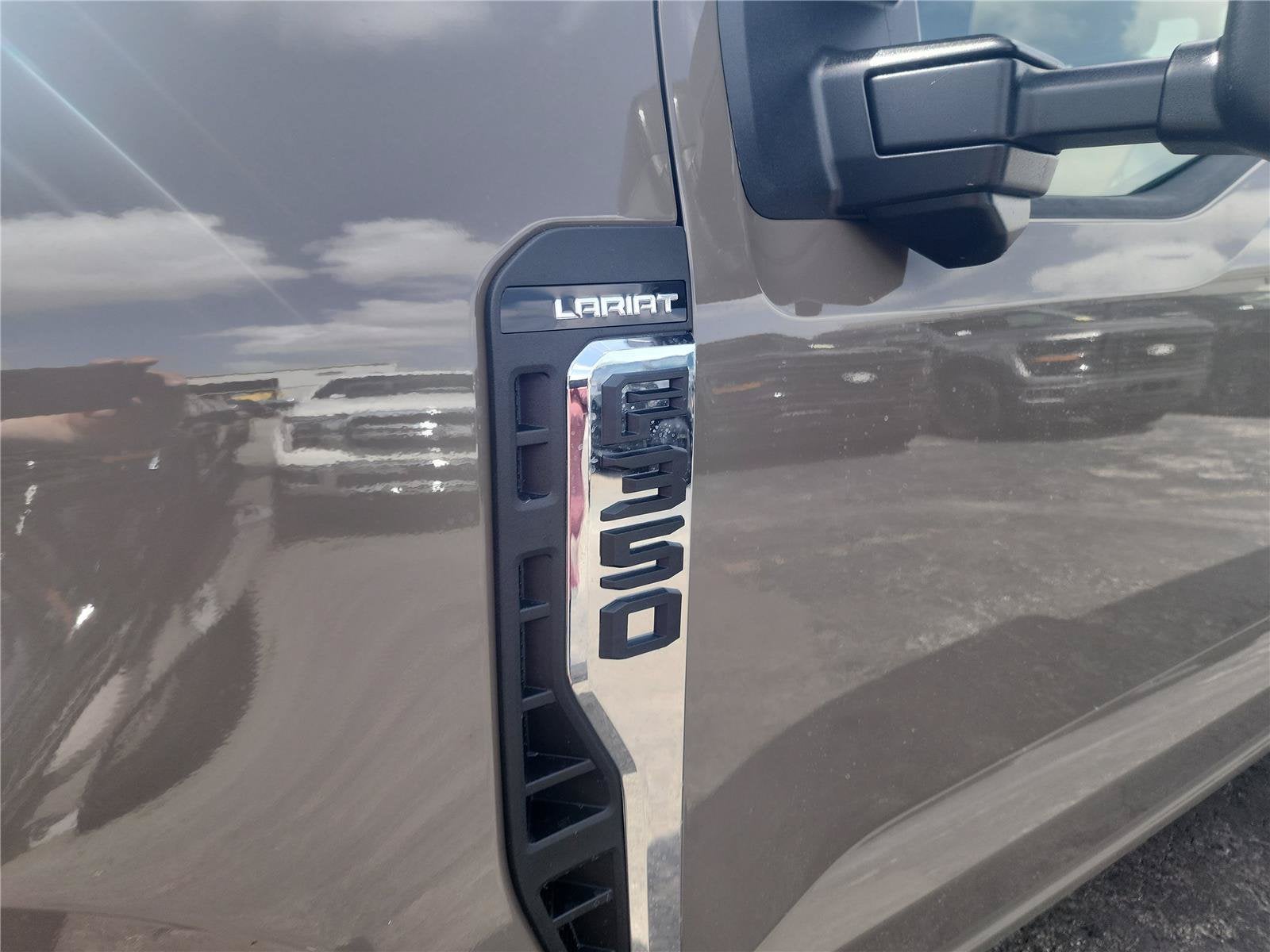 2026 Ford Super Duty F-350 SRW Lariat