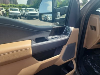 2026 Ford Super Duty F-350 SRW Lariat