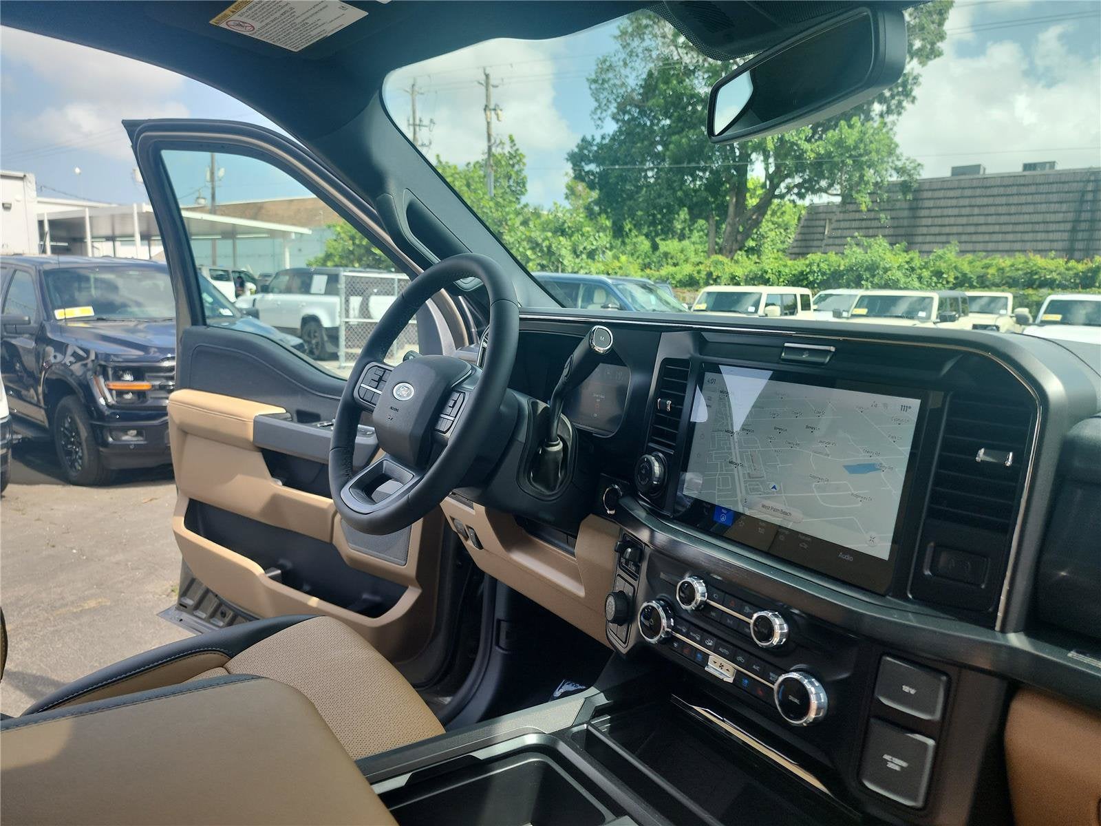 2026 Ford Super Duty F-350 SRW Lariat